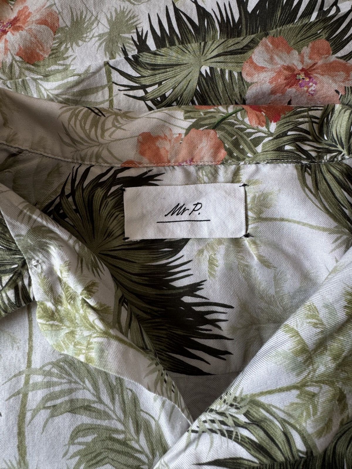Mr P. 🔥🔥 Mr.P Flower Hawaiian Shirt Size US M / EU 48-50 / 2 - 4 Thumbnail