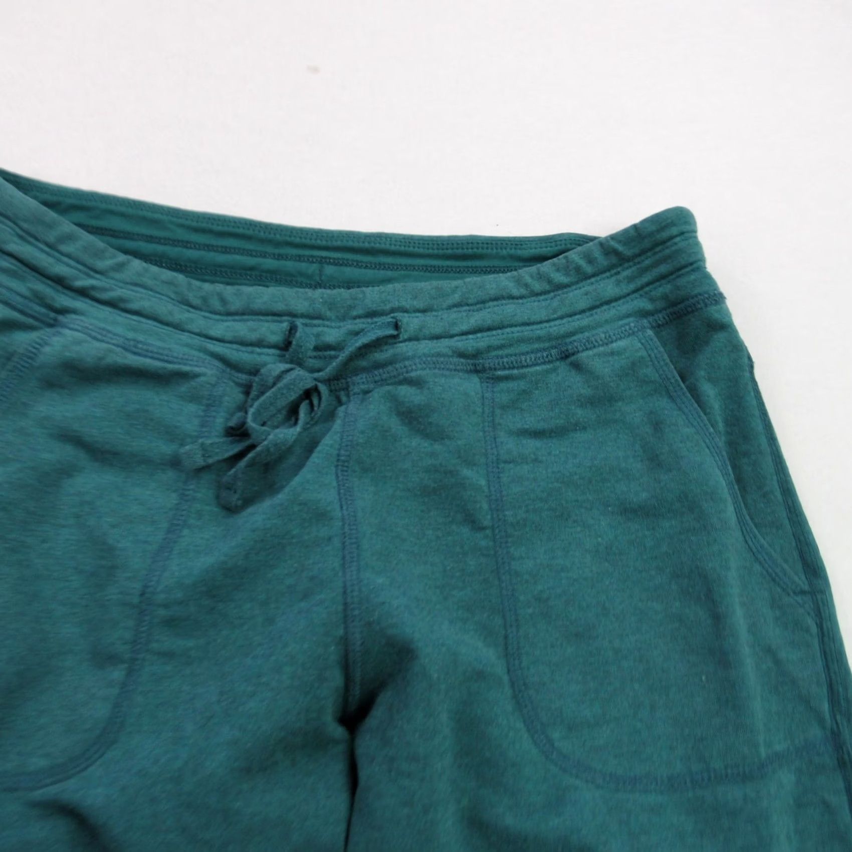 Patagonia Patagonia Pants Womens XS Activewear Green Workout Lightweight Outdoors Pants Size 26" / US 2 / IT 38 - 2 Thumbnail