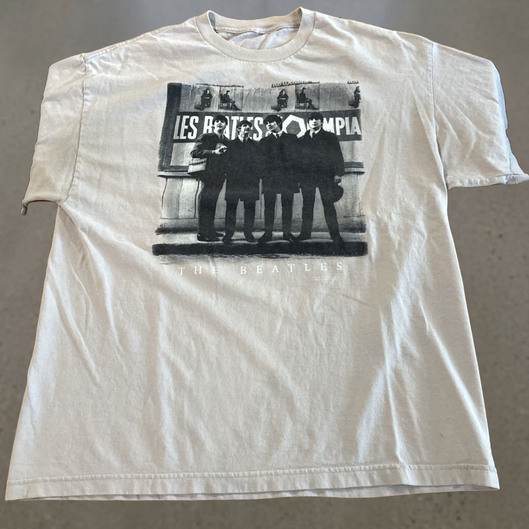 Apple VINTAGE The Beatles Shirt Mens M Black John Lennon Signatures Apple Corps 2001 Y2K VTG Shirt Mens M Black John Lennon Signatures Apple Corps 2001 Y2K Size US XL / EU 56 / 4 - 1 Thumbnail