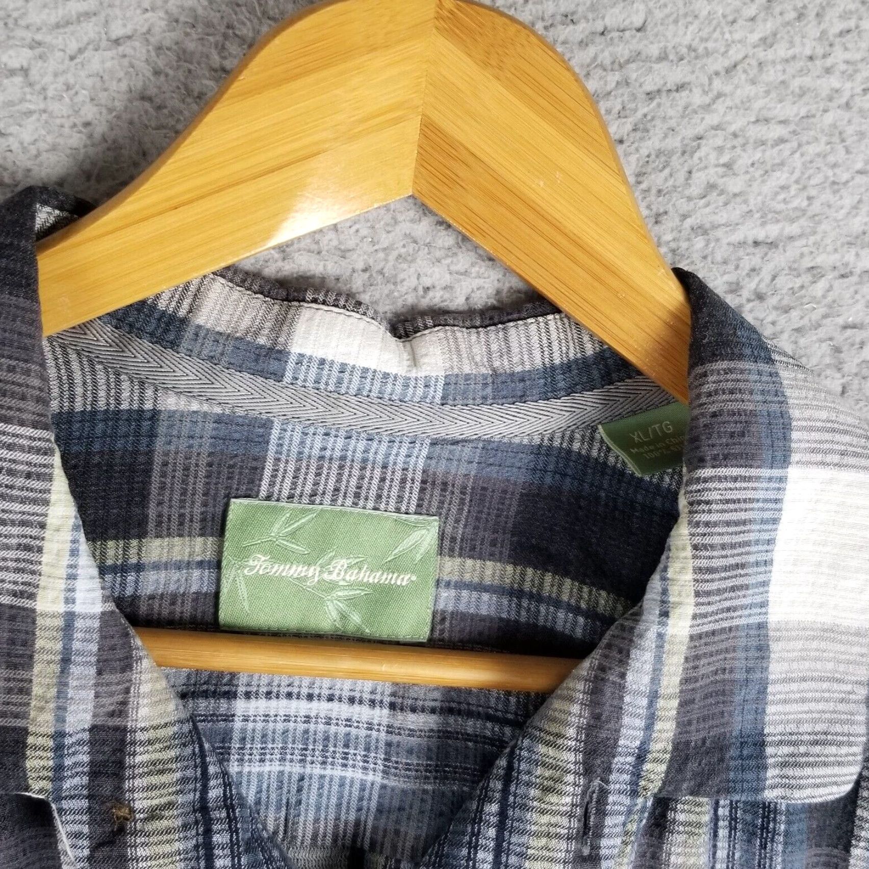 Tommy Bahama TOMMY BAHAMA Silk Camp Shirt Blue Plaid Short Sleeve XL Relaxed Fit Aloha Mens Size US XL / EU 56 / 4 - 2 Thumbnail