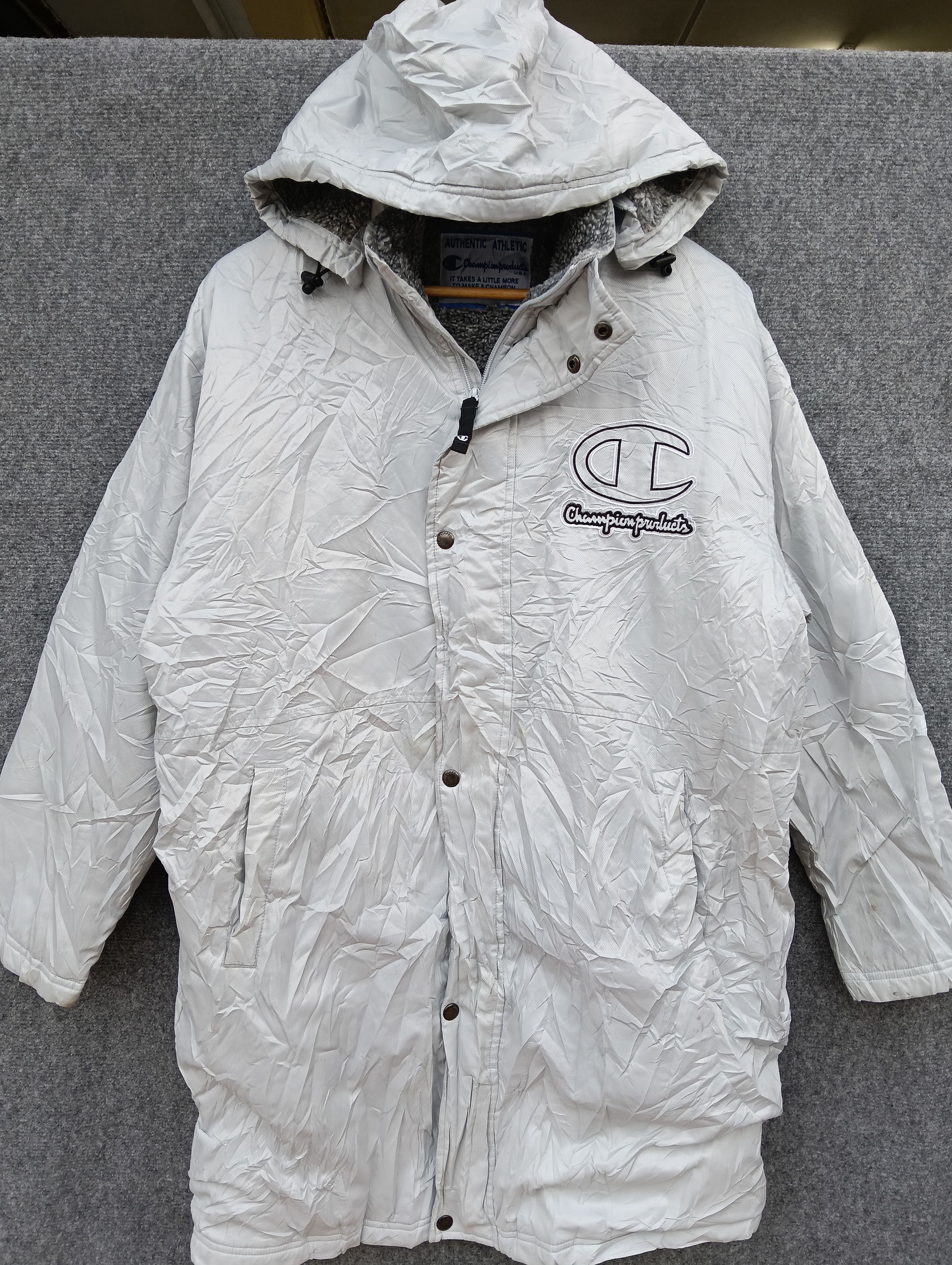 Champion Vintage Champion Long jacket. Size US L / EU 52-54 / 3 - 1 Thumbnail