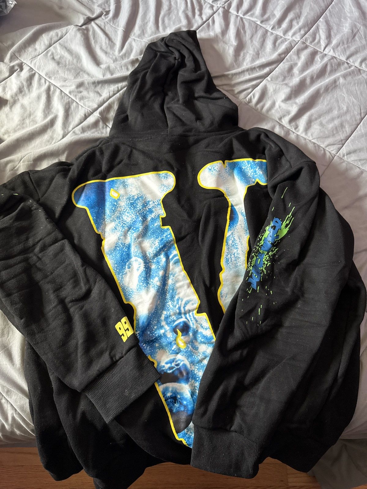 Vlone 999 Club x Vlone “Legends Never Die” 2020 Size US XL / EU 56 / 4 - 1 Thumbnail