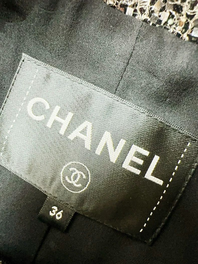 Chanel Chanel 21B autumn and winter preview silver 36-size sequin Size XS / US 0-2 / IT 36-38 - 5 Thumbnail