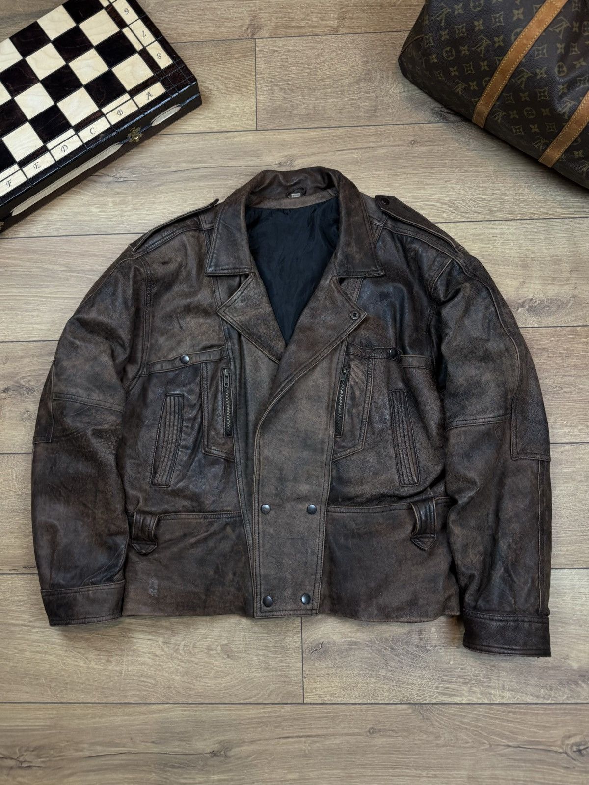 Vintage Vintage leather bomber jacket 90s original retro casual item Size US XL / EU 56 / 4 - 1 Thumbnail