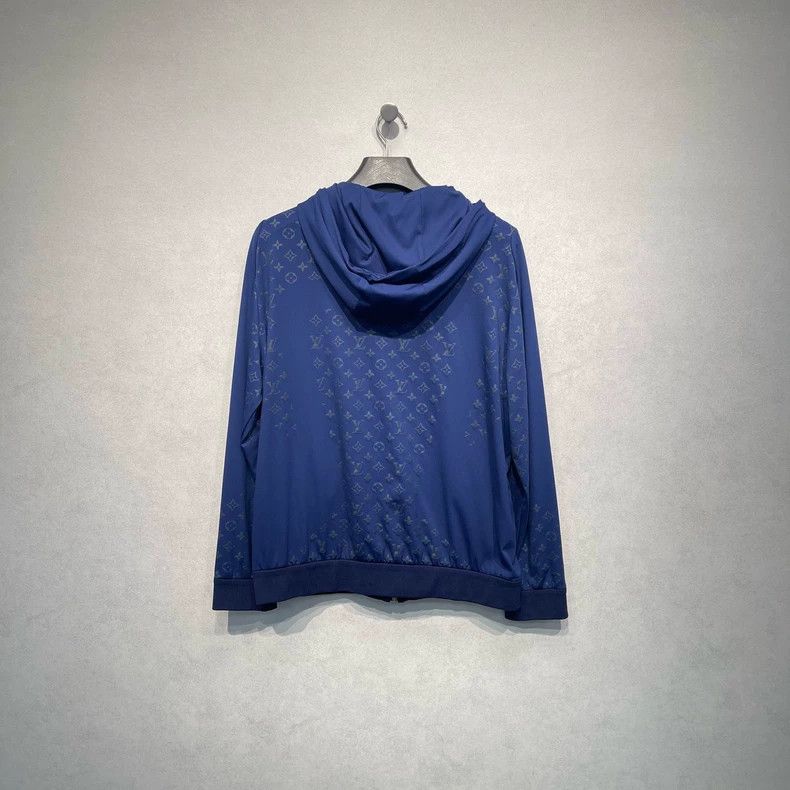 Louis Vuitton Louis Vuitton Thermal logo full-print hooded zipper jacket Size US L / EU 52-54 / 3 - 2 Thumbnail