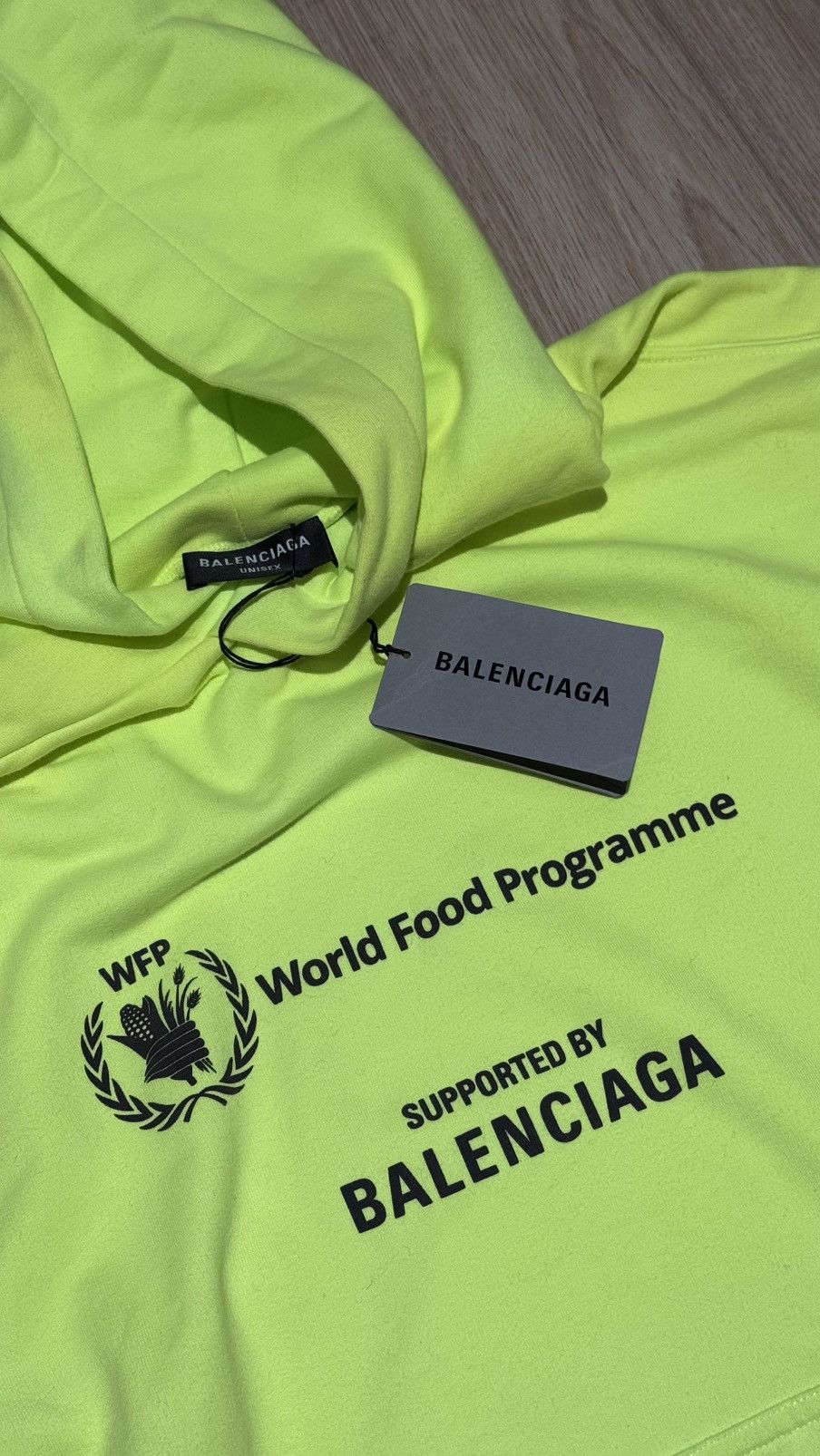 Balenciaga Balenciaga WFD World Food Programme Green Hoodie Size US XXS / EU 40 - 2 Thumbnail
