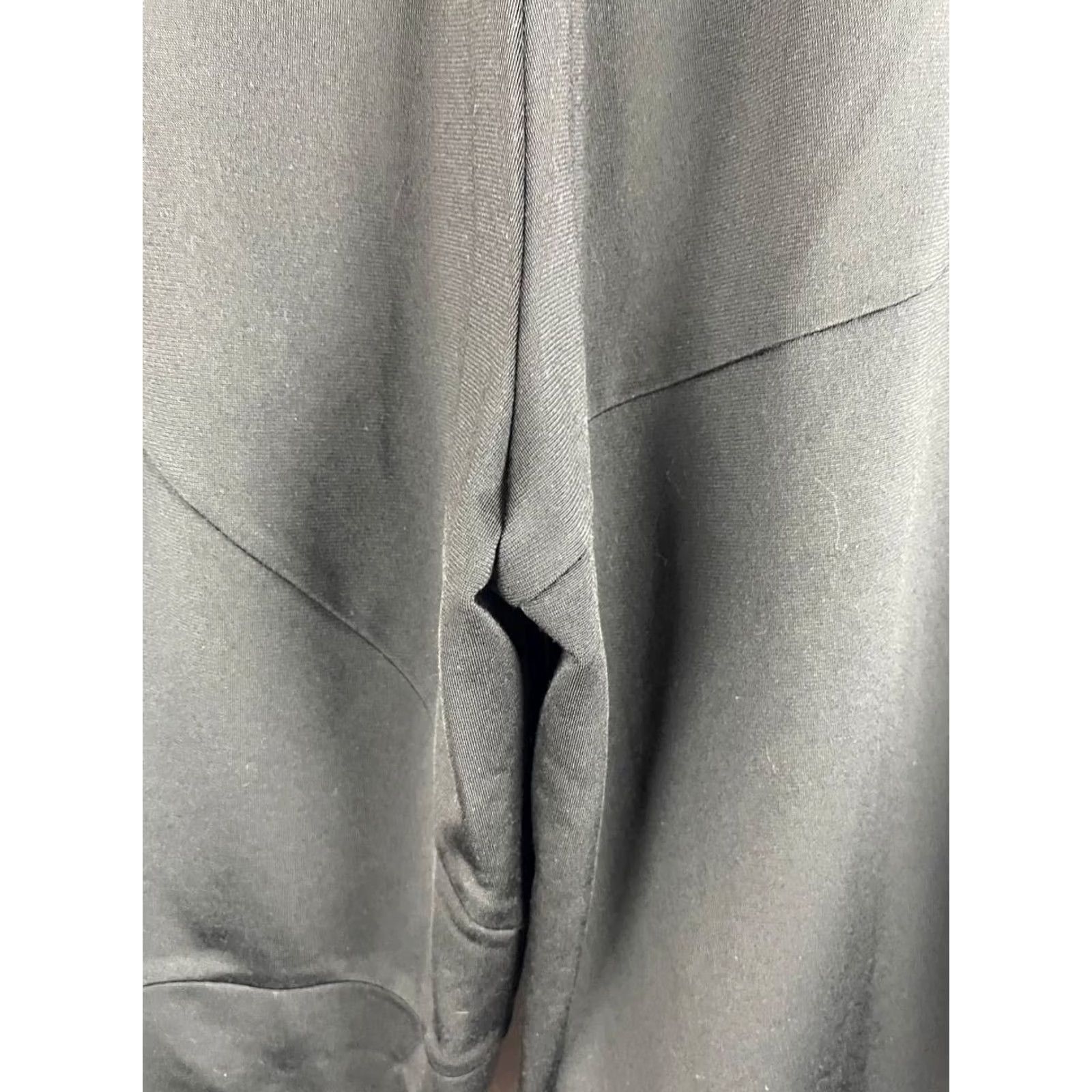 Adidas Adidas Pants Women XS Black Sweatpants Regular Inseam 30" Elastic Waist Breathable Gym & Training 90s Modern Size 26" / US 2 / IT 38 - 7 Thumbnail