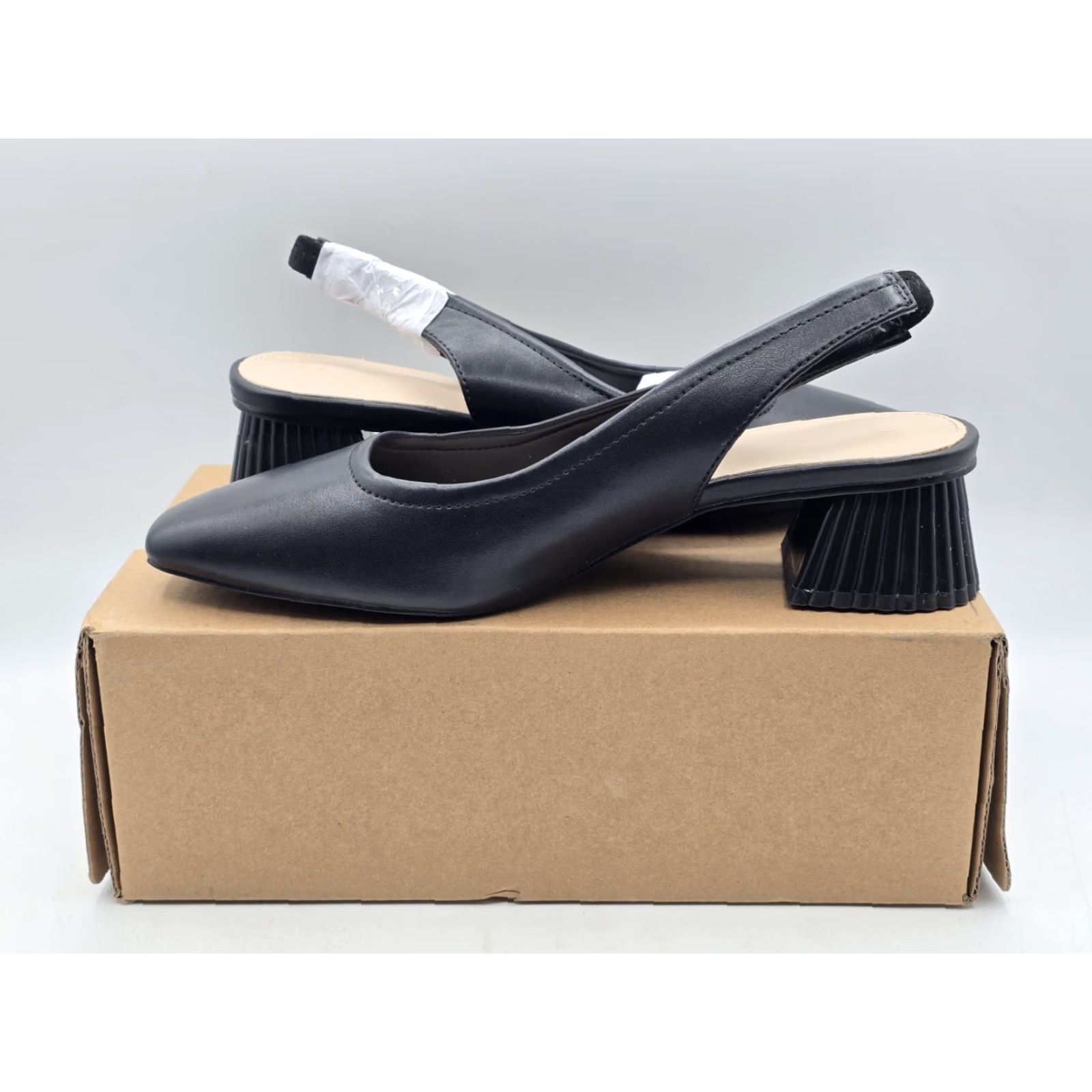 Vintage NIB Juliet Holy Women's Slingback Low Chunky Heels - Black - Lace Pull On - Size 6 - Pump, Heel, Block - Sandals? Size US 6 / IT 36 - 5 Thumbnail