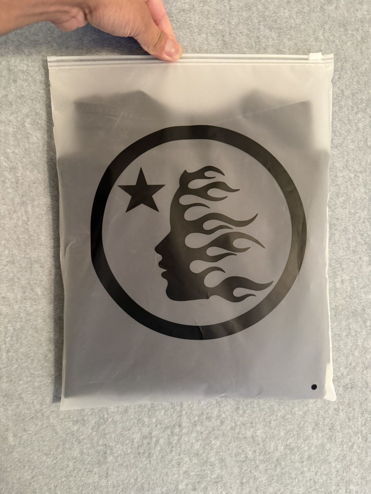HELLSTAR Hellstar Classic Logo T-Shirt Size US L / EU 52-54 / 3 - 12 Thumbnail