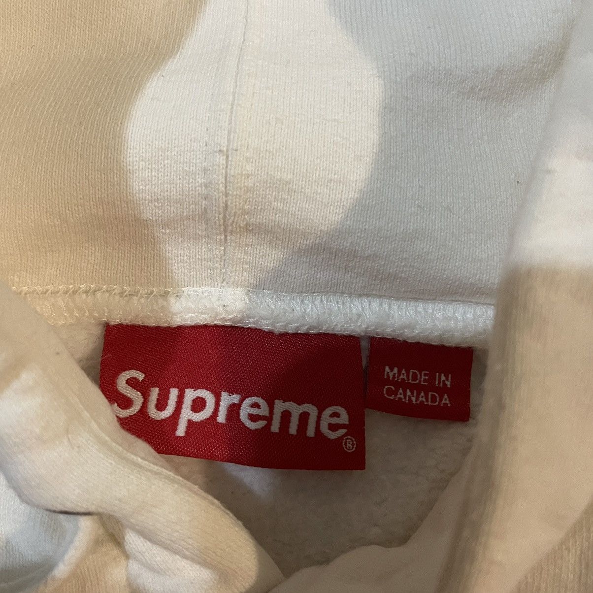 Supreme Supreme 2019 Embroidered Logo Hooded Sweatshirt Size L White Size US L / EU 52-54 / 3 - 9 Thumbnail