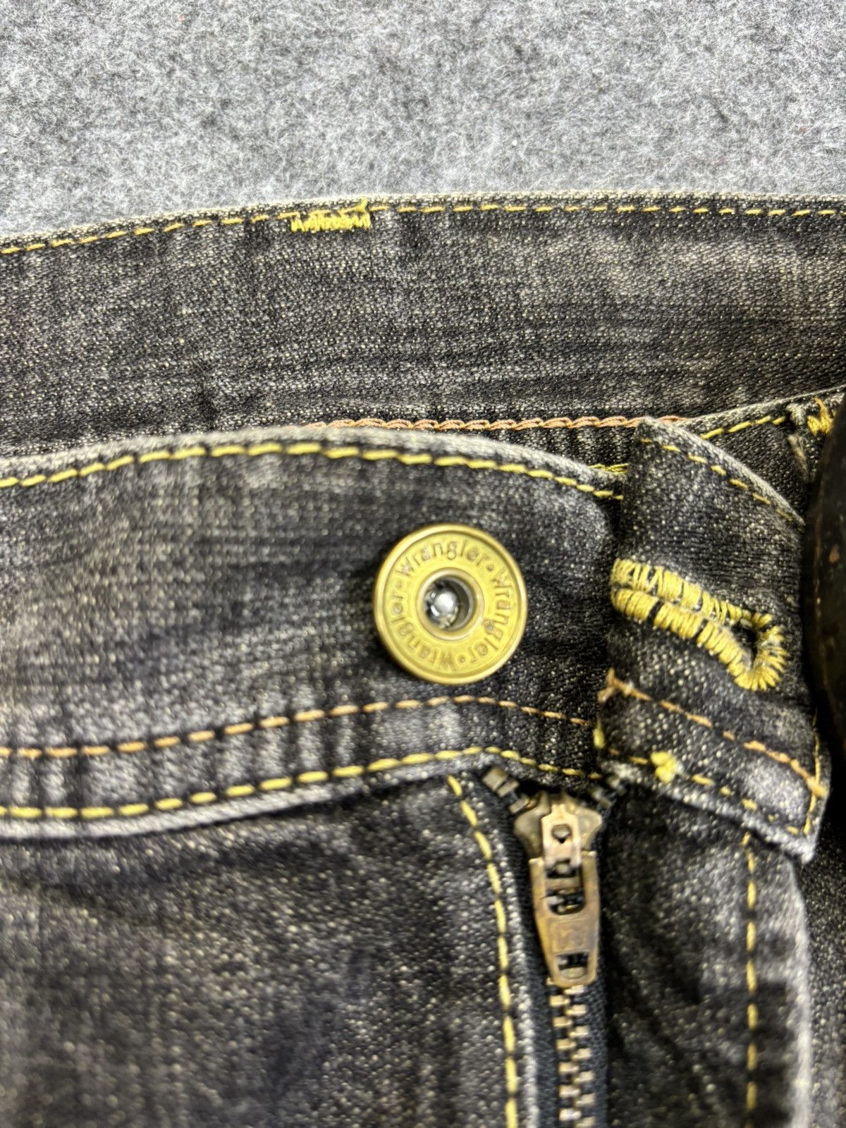 Wrangler 💥Flare💥Insane 90s Style Wrangler Mudwash Flare Denim F917 Size US 32 / EU 48 - 8 Thumbnail