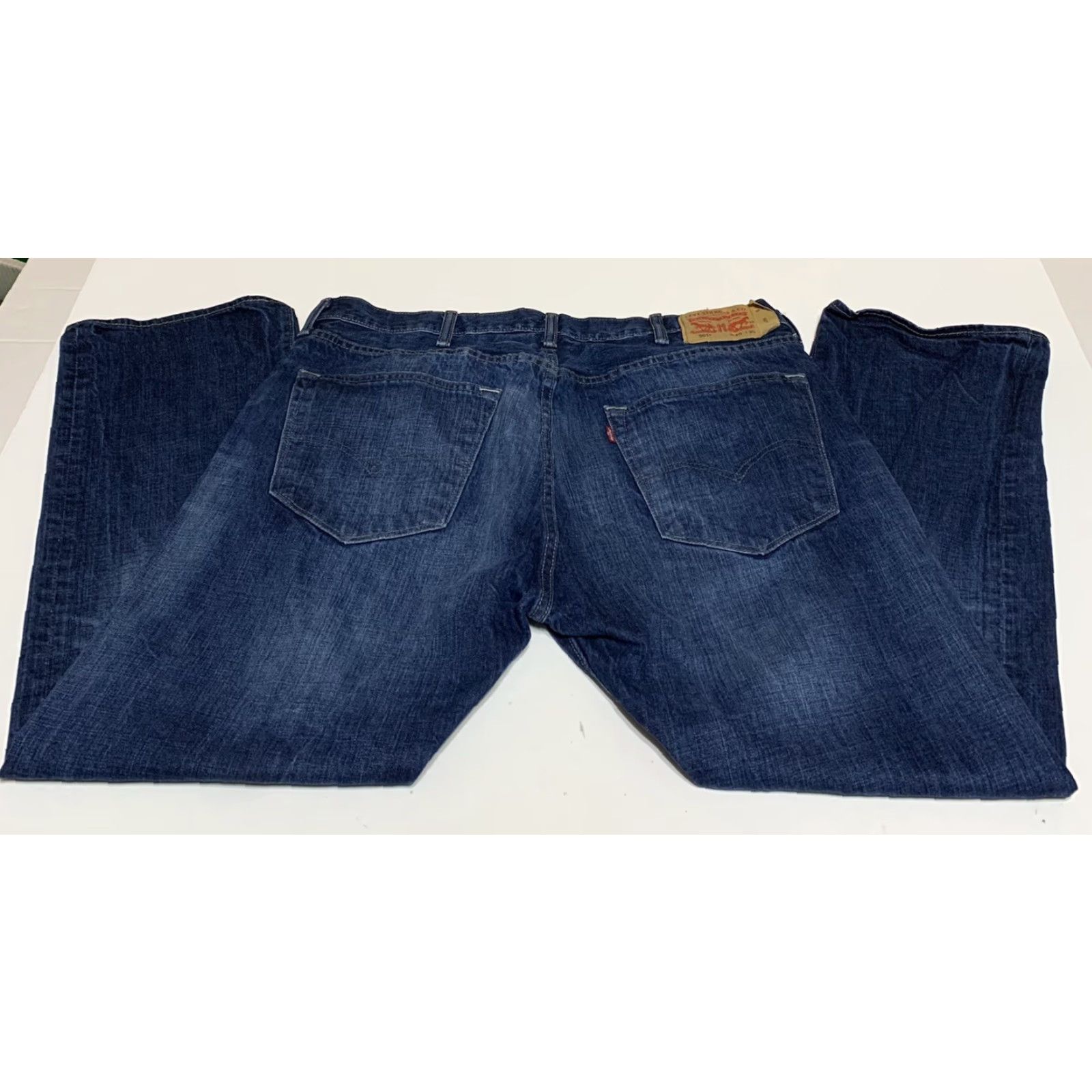 Levi's Levi's 501 Jeans Mens 40x29 Straight Leg Blue Button Fly 100% Cotton Casual Vintage Size US 40 / EU 56 - 2 Thumbnail