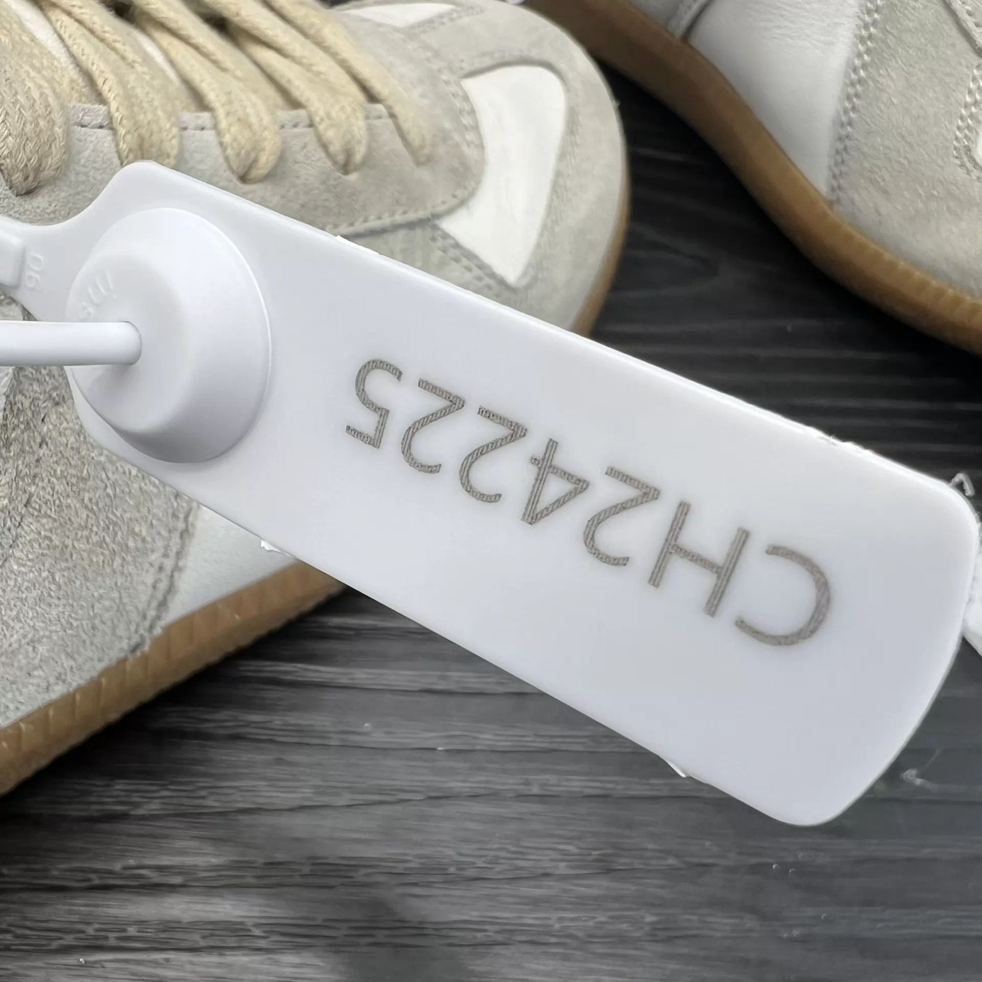 Maison Margiela Maison Margiela Decon Trainer White/Gray 35.5 Mint Size US 5 / IT 35 - 9 Thumbnail