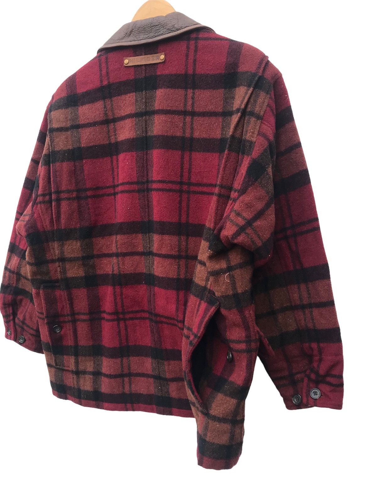 Tommy Hilfiger Vintage Tommy Hilfiger Tartan Wool Plaid Heavy Jacket Size US L / EU 52-54 / 3 - 8 Thumbnail