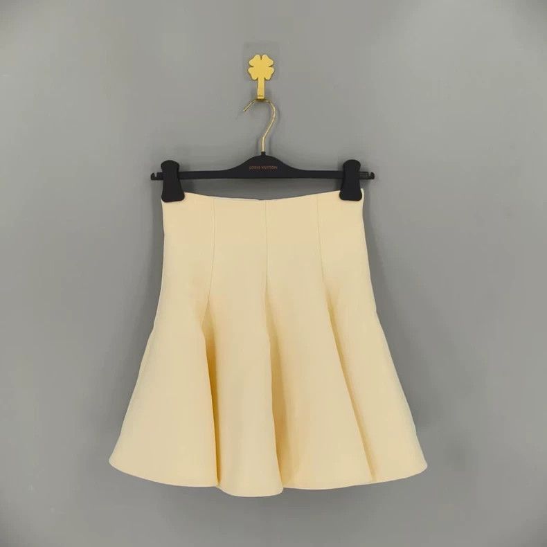 Louis Vuitton Louis Vuitton Ruffled Skirt Size 34-2506