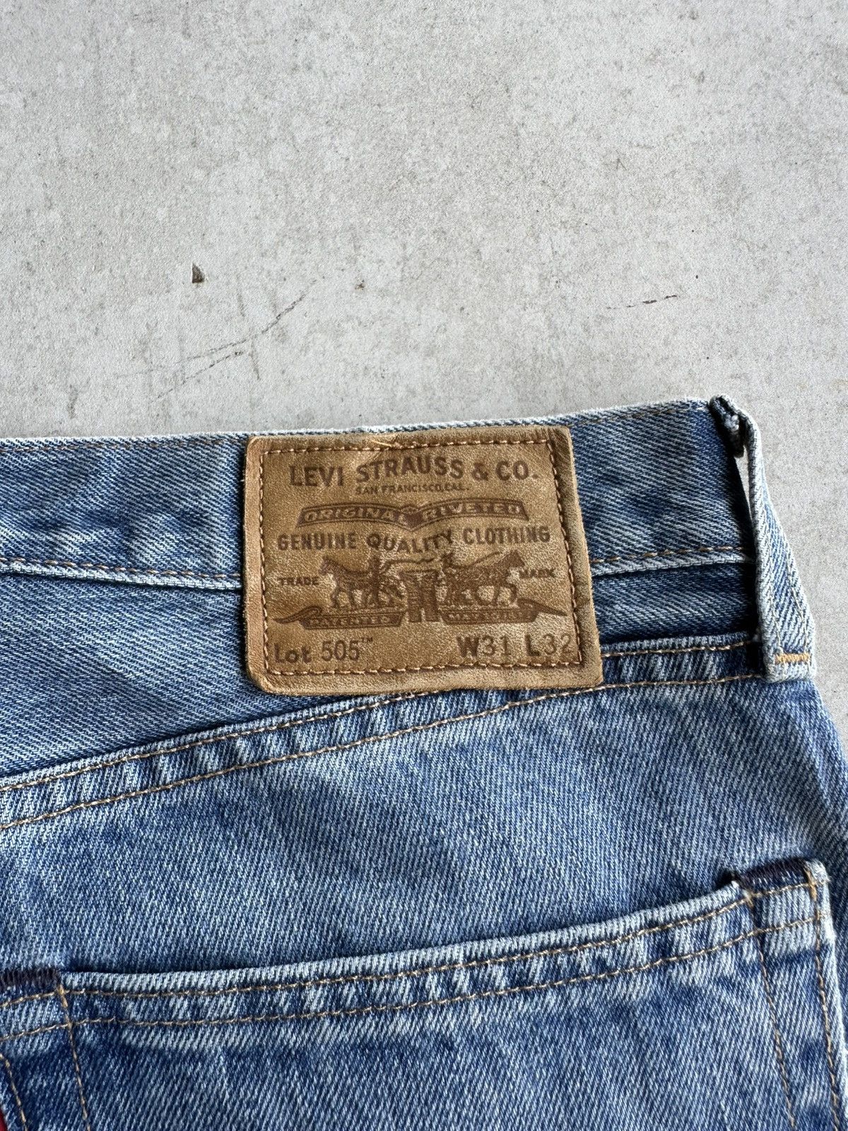 Levi's Vintage Clothing Vintage LEVI’S 505 Jeans Blue Washed Big E Denim Pants W30 Size US 30 / EU 46 - 17 Thumbnail