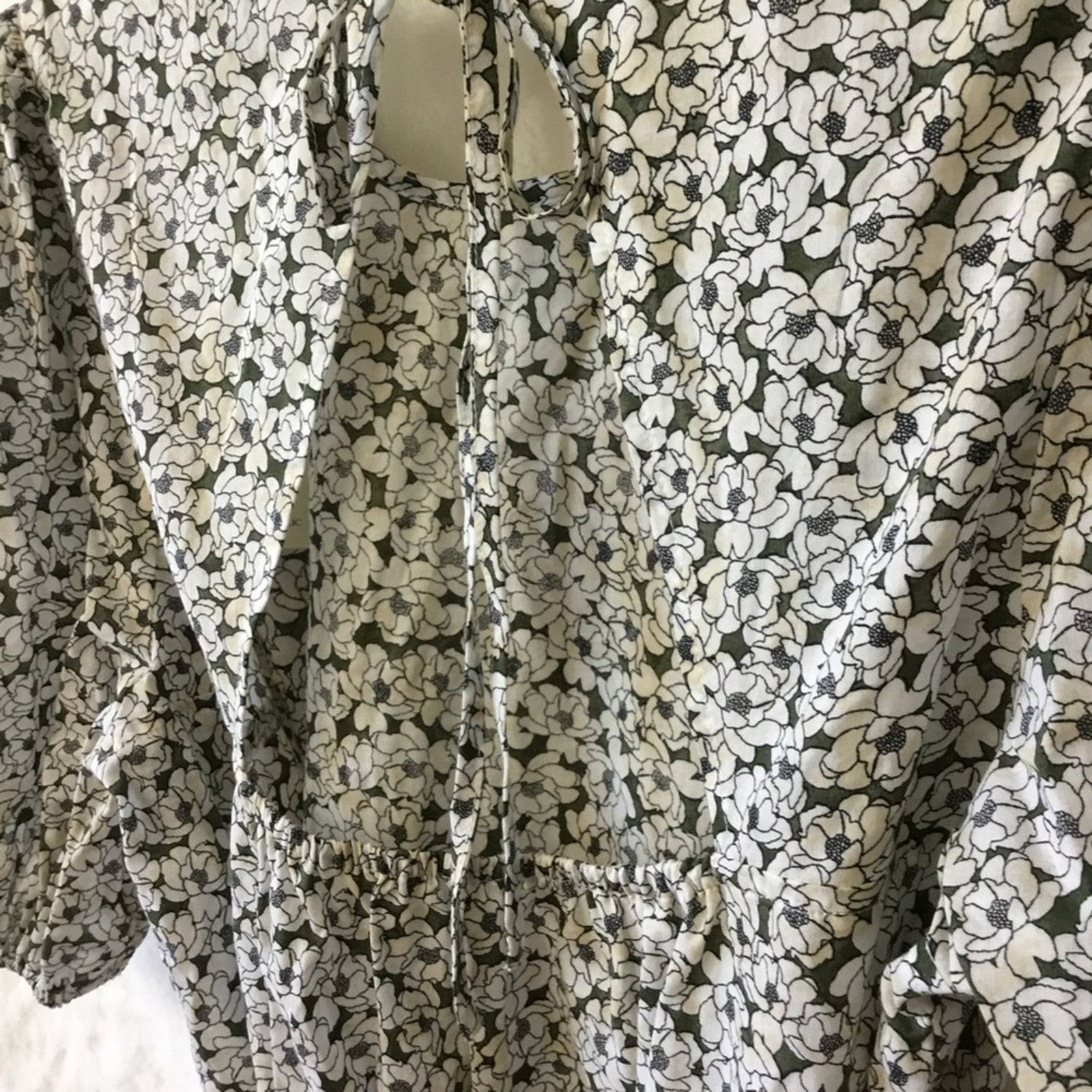 Banana Republic Banana Republic Floral Puff-Sleeve Belted Cotton Dress Size M / US 6-8 / IT 42-44 - 2 Thumbnail