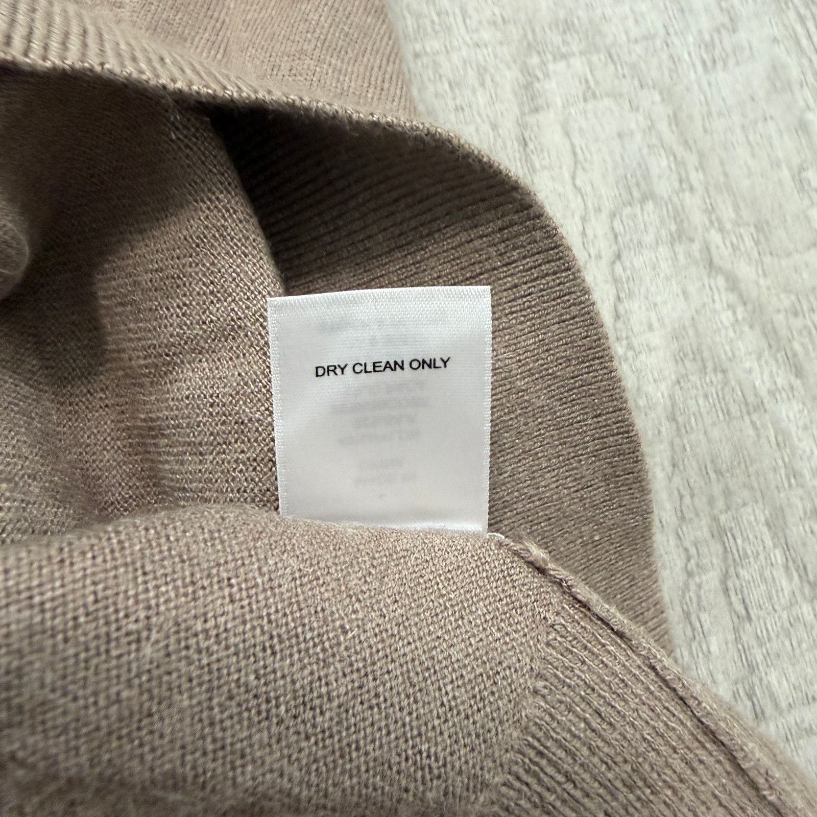 Johnston & Murphy Johnston & Murphy Alpaca Silk V-Neck Sweater Large Brown Size US L / EU 52-54 / 3 - 6 Thumbnail