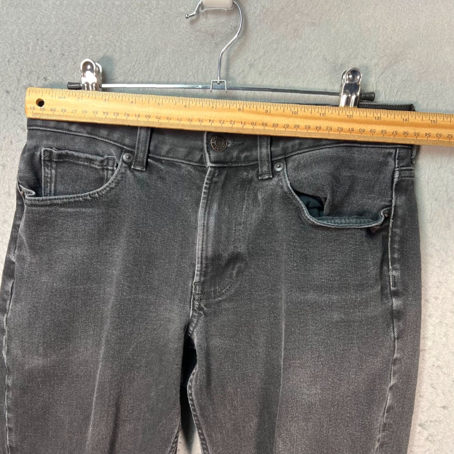 Everlane Everlane Uniform Jeans Mens 28x30 Black Skinny Denim Cotton Blend Stretch 5-Pocket Slim Regular Modernist Jeans Mens Slim Black 28W 28Inseam Size US 28 / EU 44 - 5 Thumbnail
