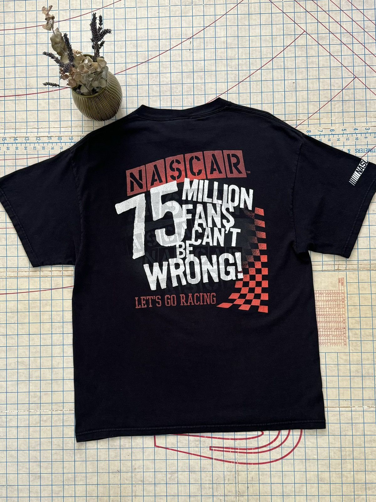 NASCAR × Vintage Vintage NASCAR Las Vegas Black Graphic Tee Size Large Size US L / EU 52-54 / 3 - 1 Thumbnail