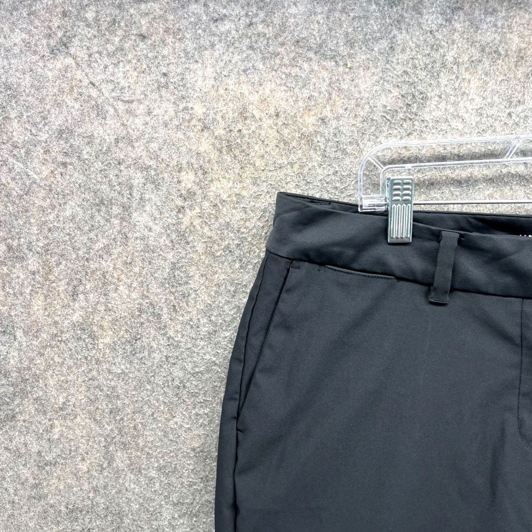 Nike Nike Dri-Fit Pants Womens 12 Black Capri Flat Front Pockets Casual Womens Size 34" / US 12 / IT 48 - 5 Thumbnail