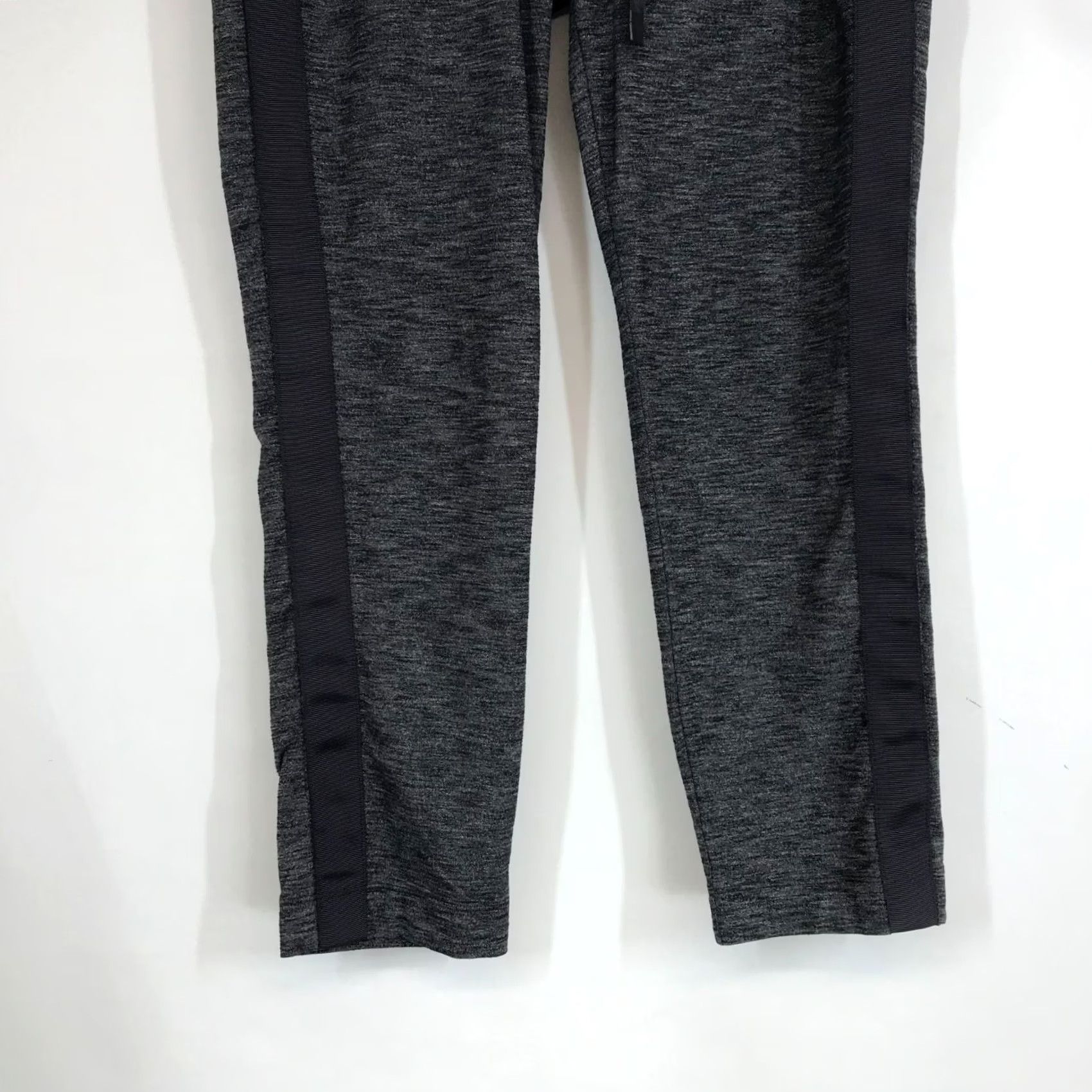 Athleta ATHLETA WOMEN'S Gray XS METRO DOWNTOWN ANKLE PANTS Size 26" / US 2 / IT 38 - 3 Thumbnail