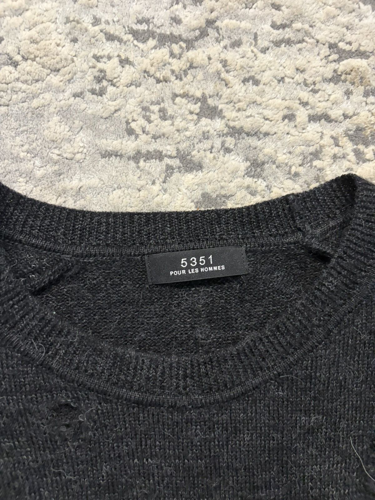 5351 POUR LES HOMMES Distressed Knit Black Crewneck Longsleeve Size US S / EU 44-46 / 1 - 2 Thumbnail