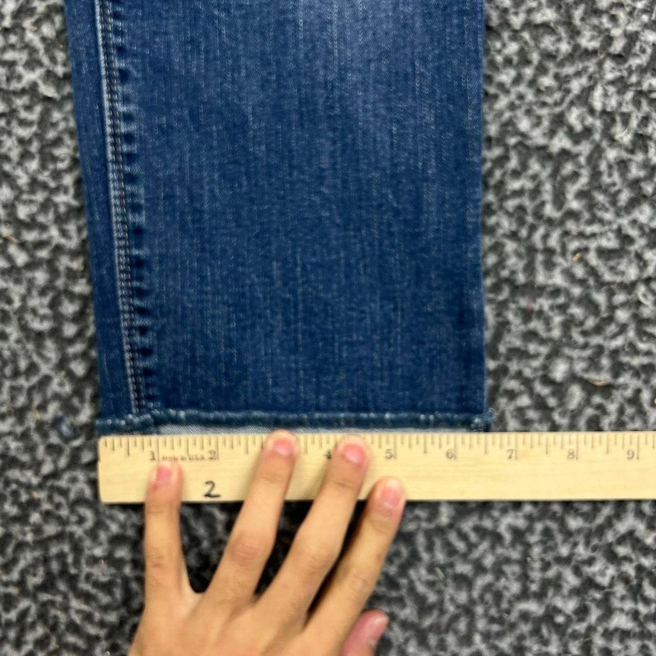 White House Black Market White House Black Market Crop Jeans 8 Denim Cuffed 34x25 Size 34" / US 12 / IT 48 - 7 Thumbnail