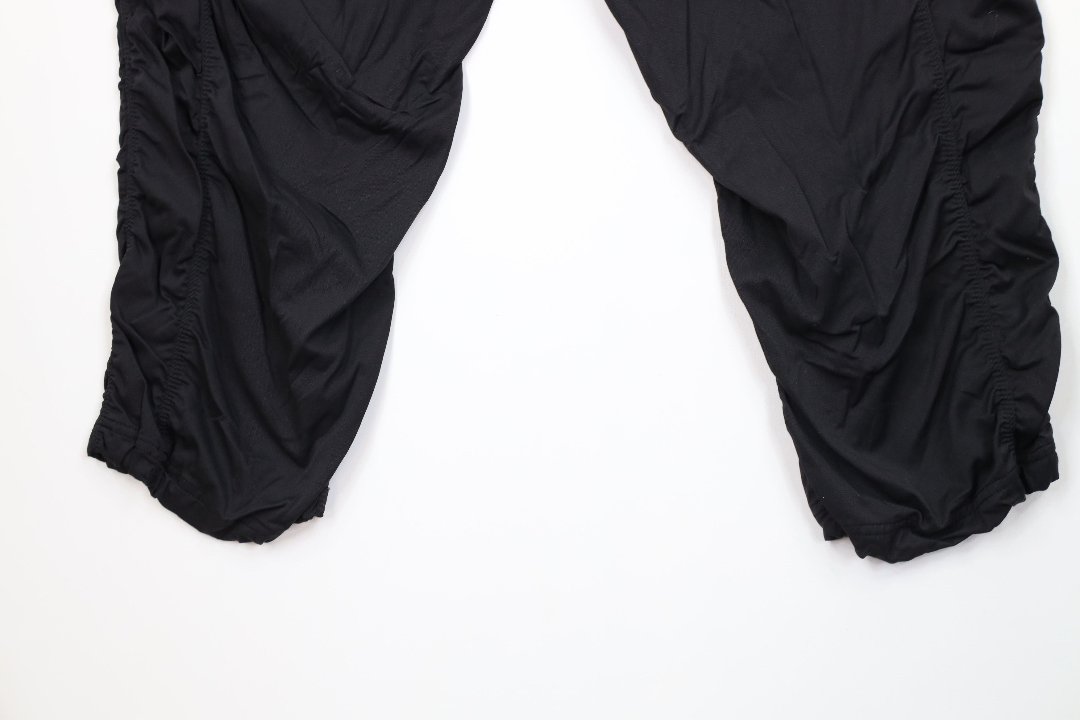 The North Face The North Face Spell Out Cropped Trekking Capris Pants Black Size 39" - 10 Thumbnail