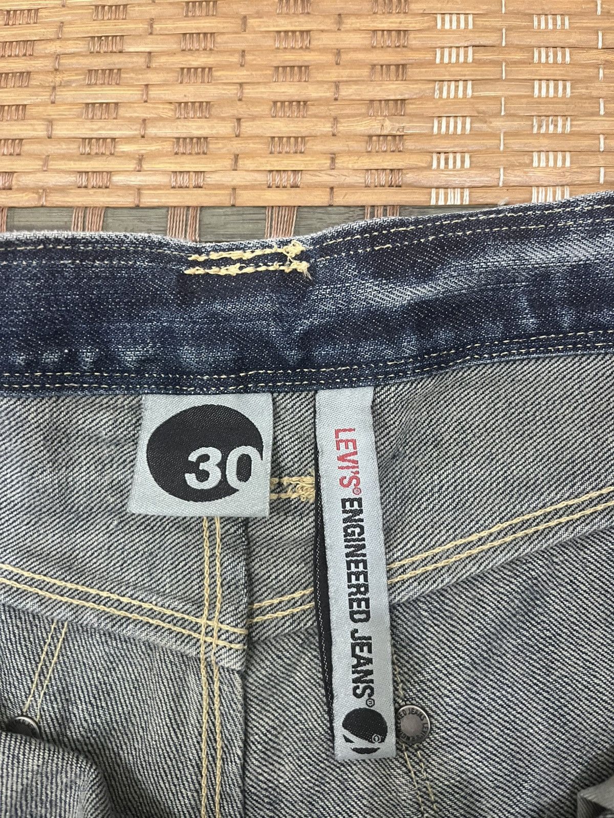 Levi's LEVIS ENGINEERED JEANS TWISTED LEG DENIM Size US 30 / EU 46 - 10 Thumbnail