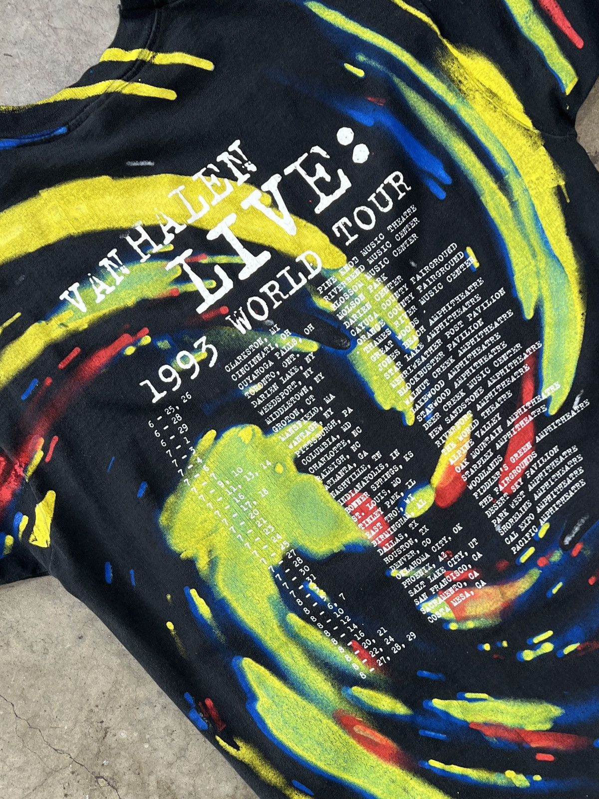 Band Tees Vintage 1993 Van Halen World Tour Concert Tee XL Size US XL / EU 56 / 4 - 4 Thumbnail