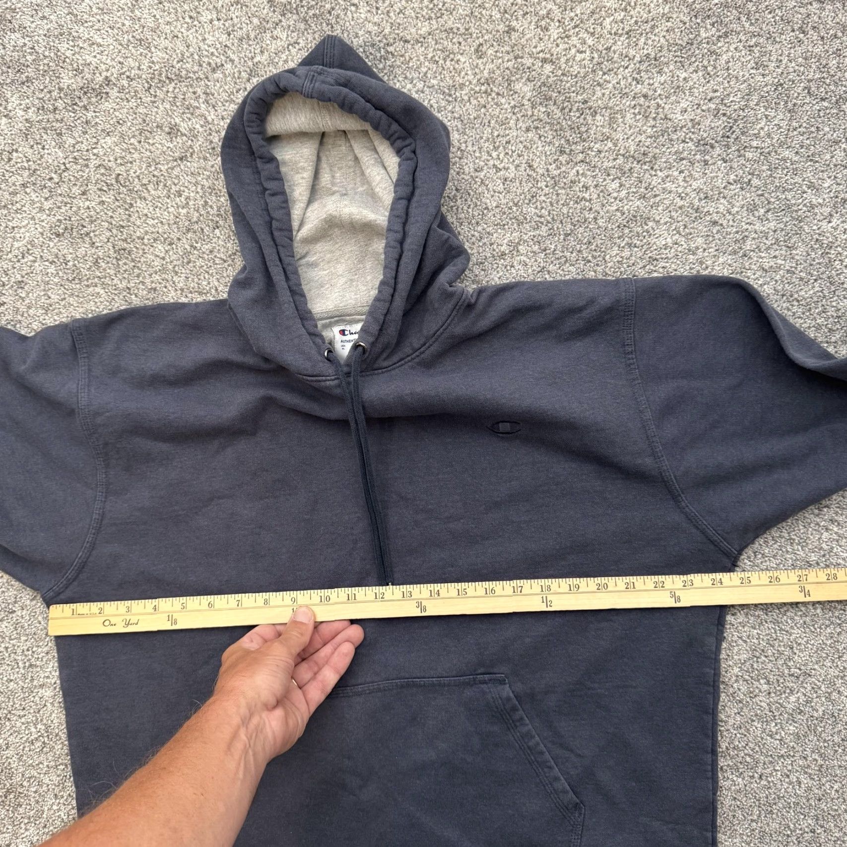 Champion VINTAGE Champion Hoodie Mens XL Pullover Sweatshirt Authentic Athleticwear Blue Kangaroo Pocket C Logo Patch Drawstring Hooded Size US XL / EU 56 / 4 - 3 Thumbnail