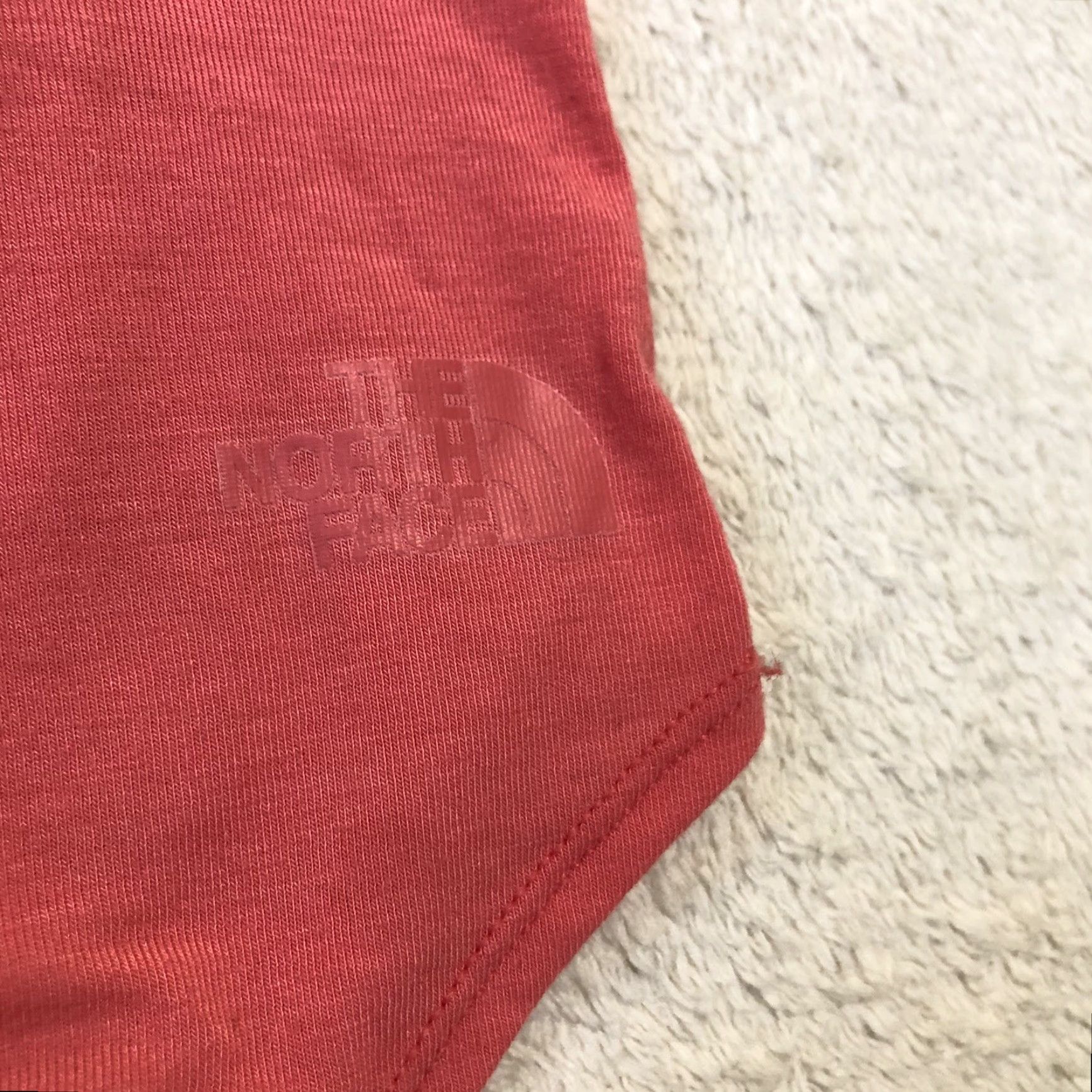The North Face The North Face Shirt XS Atomic Pink Logo Short Sleeve T-Shirt Curved Hem Womens Size XS / US 0-2 / IT 36-38 - 3 Thumbnail