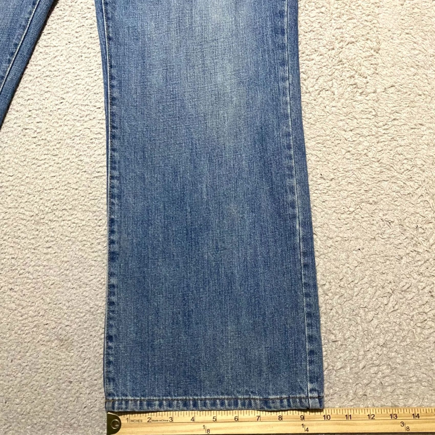 Vintage Urban Pipeline Jeans Blue Denim Relaxed Slim? 38x30 Straight Mid Rise Men Regular 5-Pocket Denim Blue Medium Wash Size US 38 / EU 54 - 4 Thumbnail