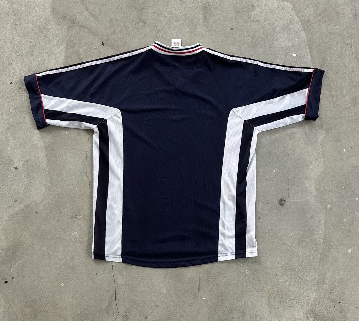 Adidas × Vintage ADIDAS VINTAGE JERSEY TEMPLATE YUGOSLAVIA 98 WORLD CUP Size US M / EU 48-50 / 2 - 4 Thumbnail