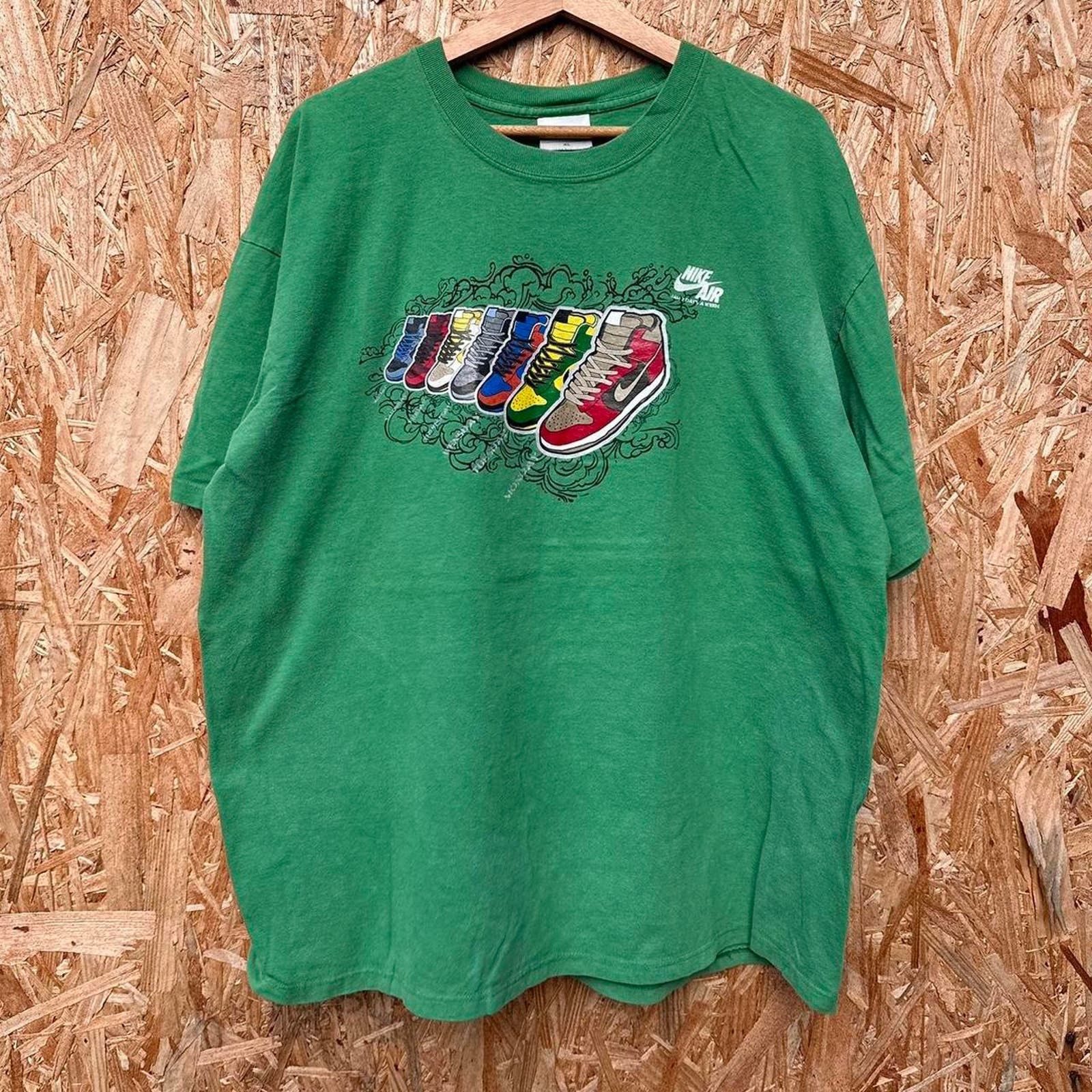 image of Vintage Nike Air Shirt The in Green, Men's (Size XL)