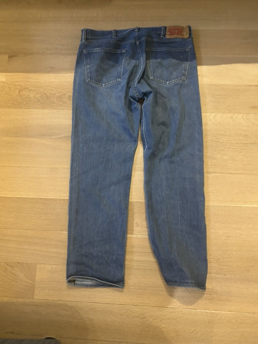 Levi's 501 Levi’s button up Size US 40 / EU 56 - 2 Thumbnail