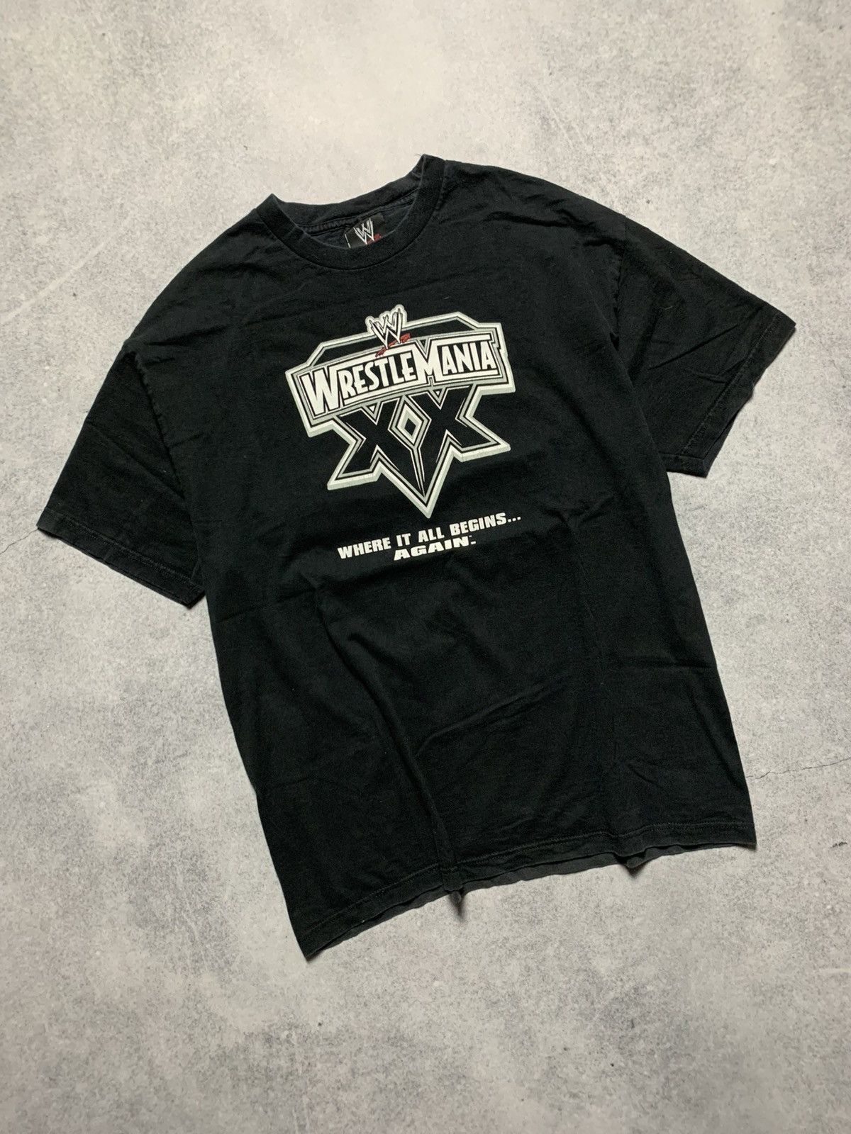 WWE Vintage Wrestle Mania March 2004 WWE Oversized Y2K Tee Shirt Size US XL / EU 56 / 4 - 2 Thumbnail
