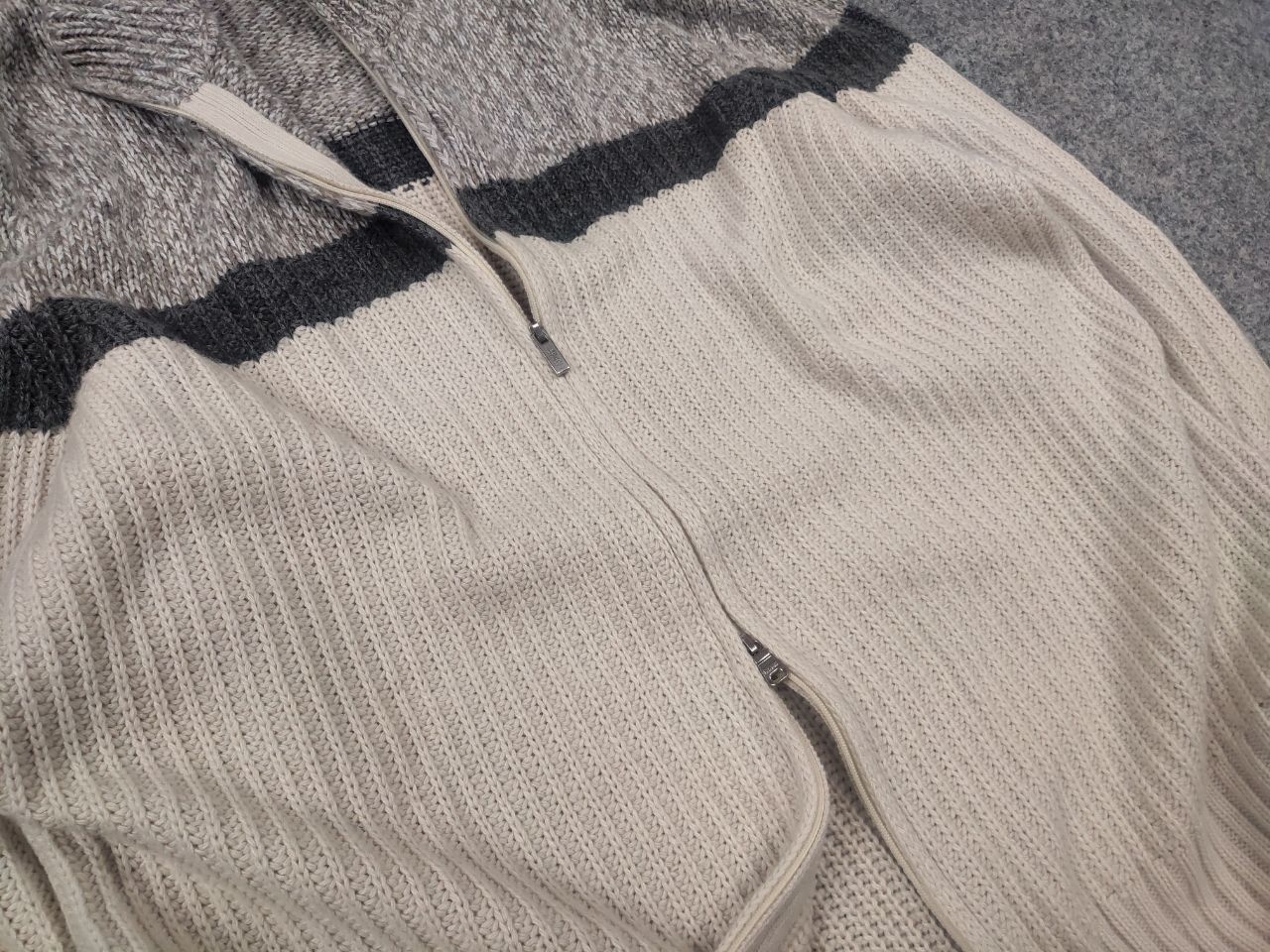 Boggi Boggi Milano Italy cashmere blend Full Zip Knit Beige Jumper Size US L / EU 52-54 / 3 - 10 Thumbnail