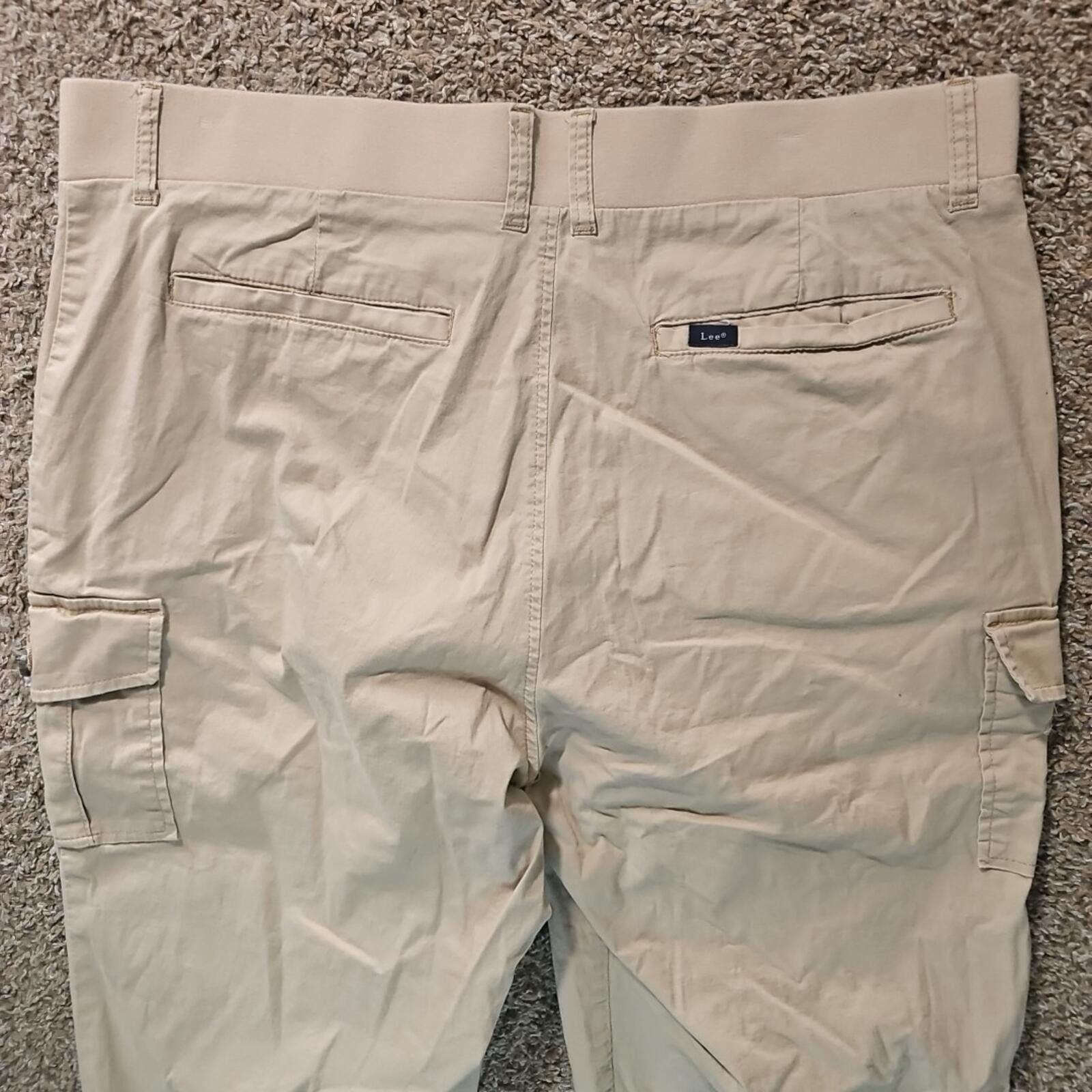 Lee Lee 16W Cargo Khaki Capris Size 38" / US 16 / IT 52 - 6 Thumbnail