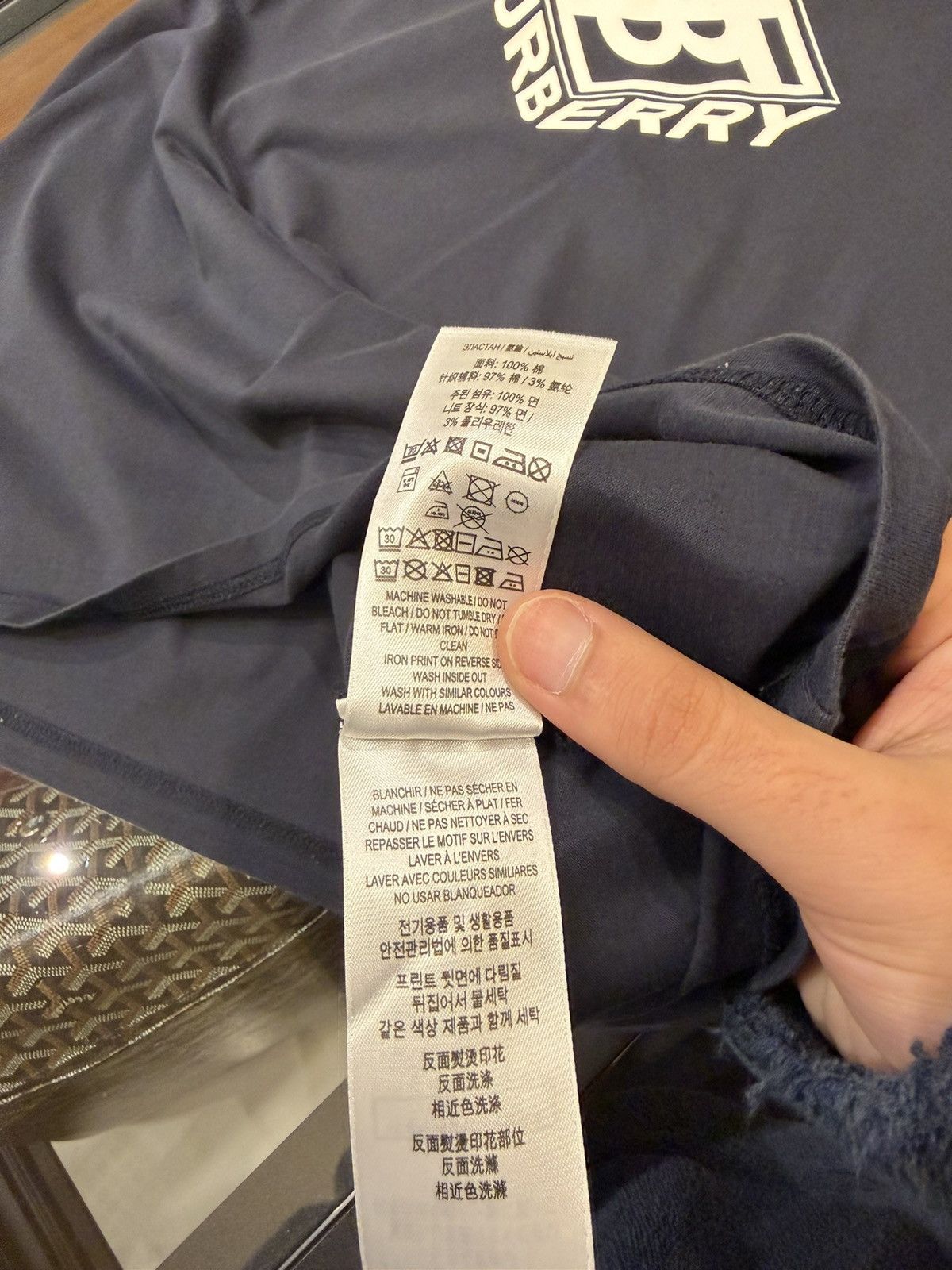 Burberry Burberry TB Graphic Logo Tee - Navy Size US M / EU 48-50 / 2 - 6 Thumbnail