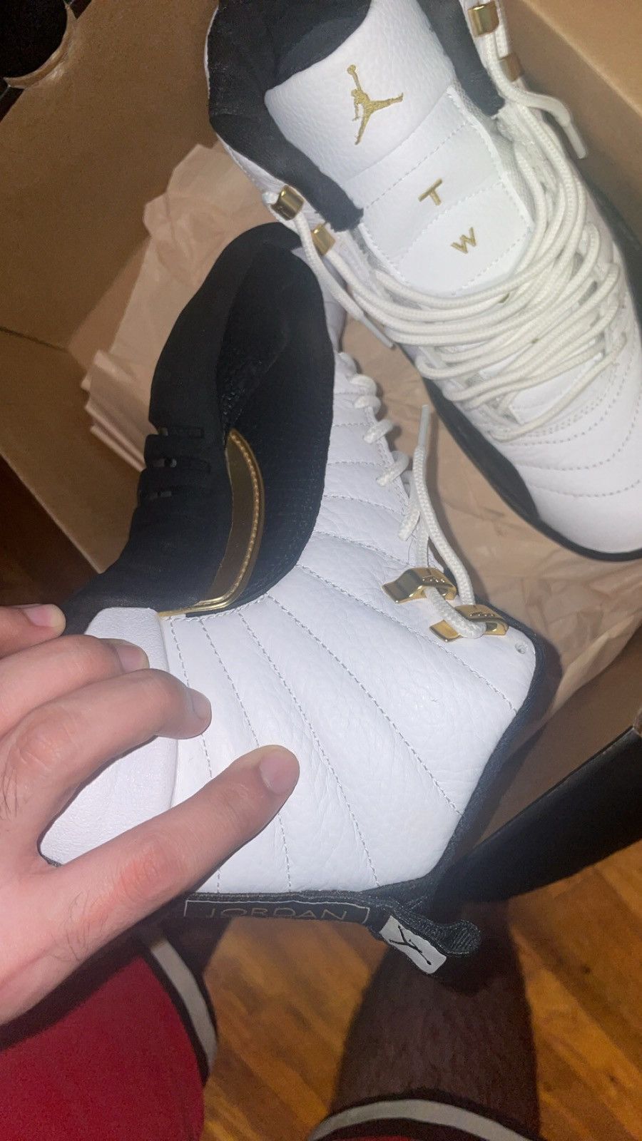 Jordan Brand Retro 12 taxis Size US 8 / EU 41 - 4 Thumbnail