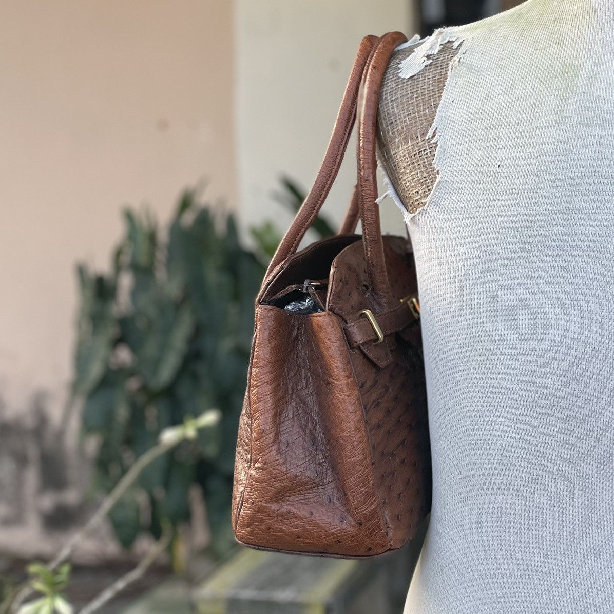 Leather Genuine Ostrich Leather Handbag Size ONE SIZE - 5 Thumbnail