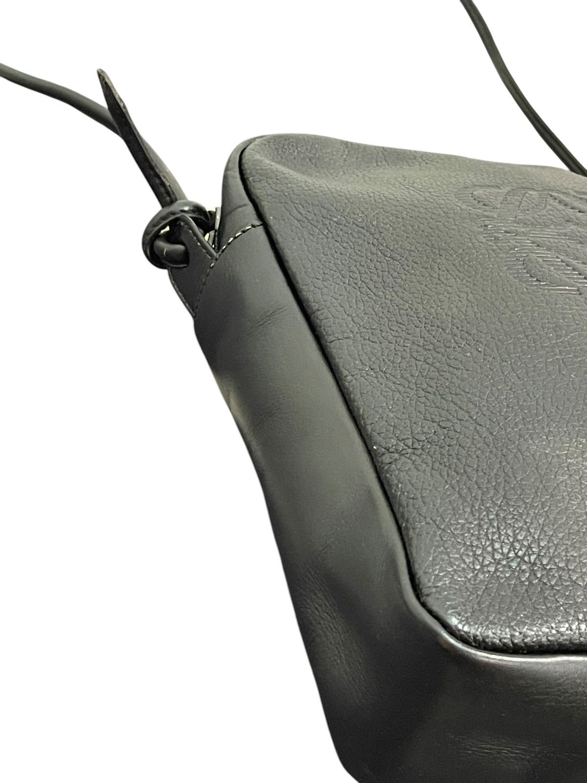 Loewe Full Leather Vtg Loewe Sling Cross Body Bag 1🟩7 Size ONE SIZE - 8 Thumbnail