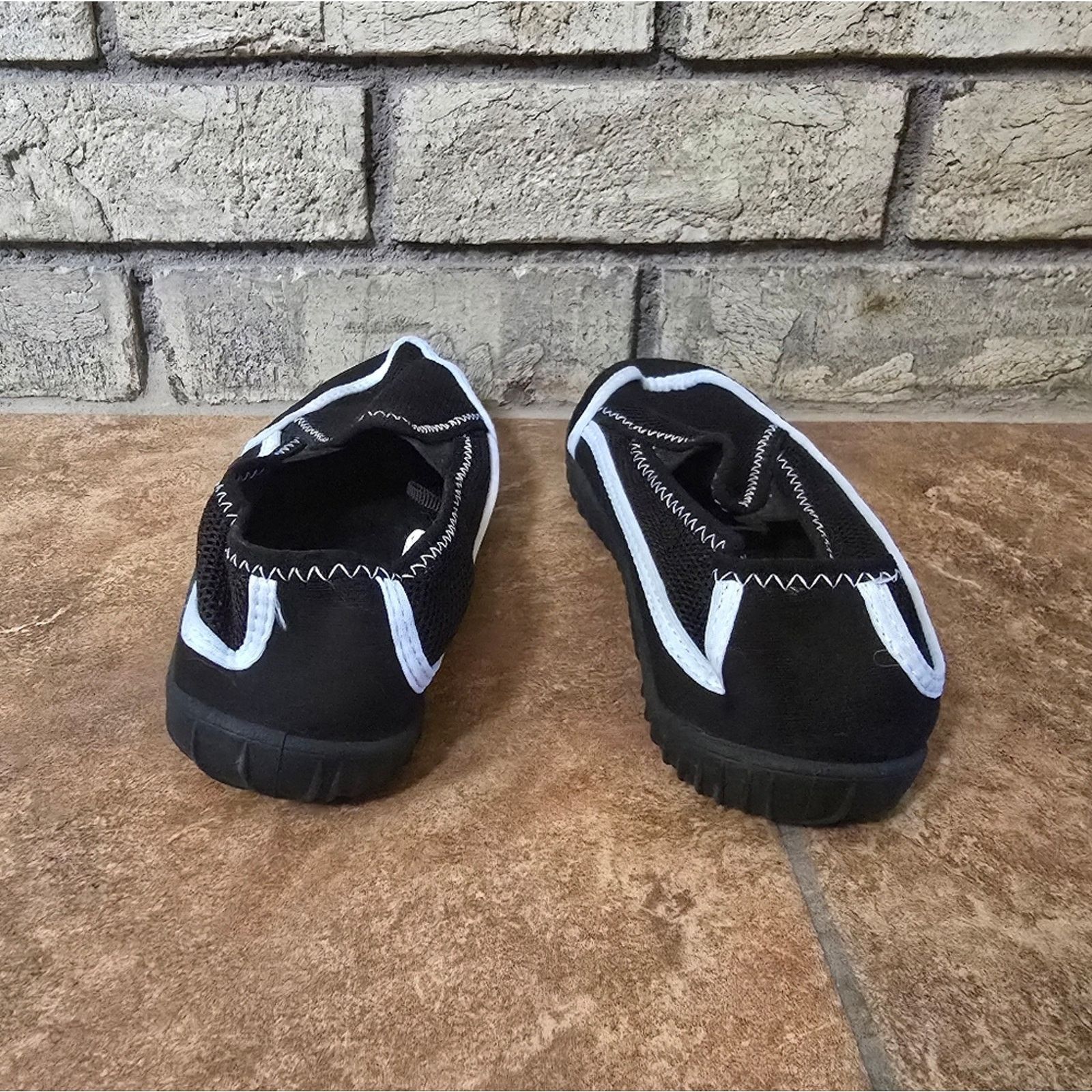 Athletic Works Black White | ATHLETIC WORKS | Water Shoe Size US 5.5 / EU 38 - 4 Thumbnail