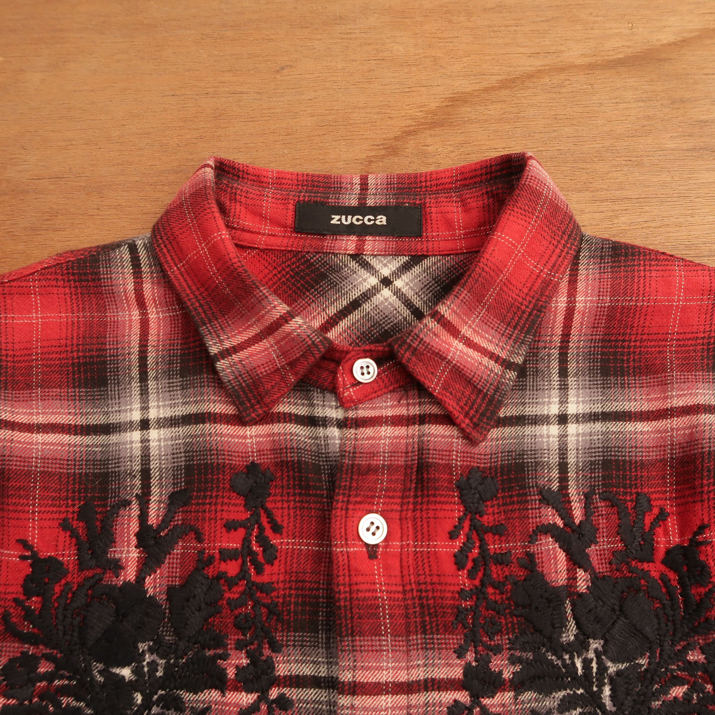 SOLD] VTG Zucca Shirt Flannel with Flower Art Embroidered