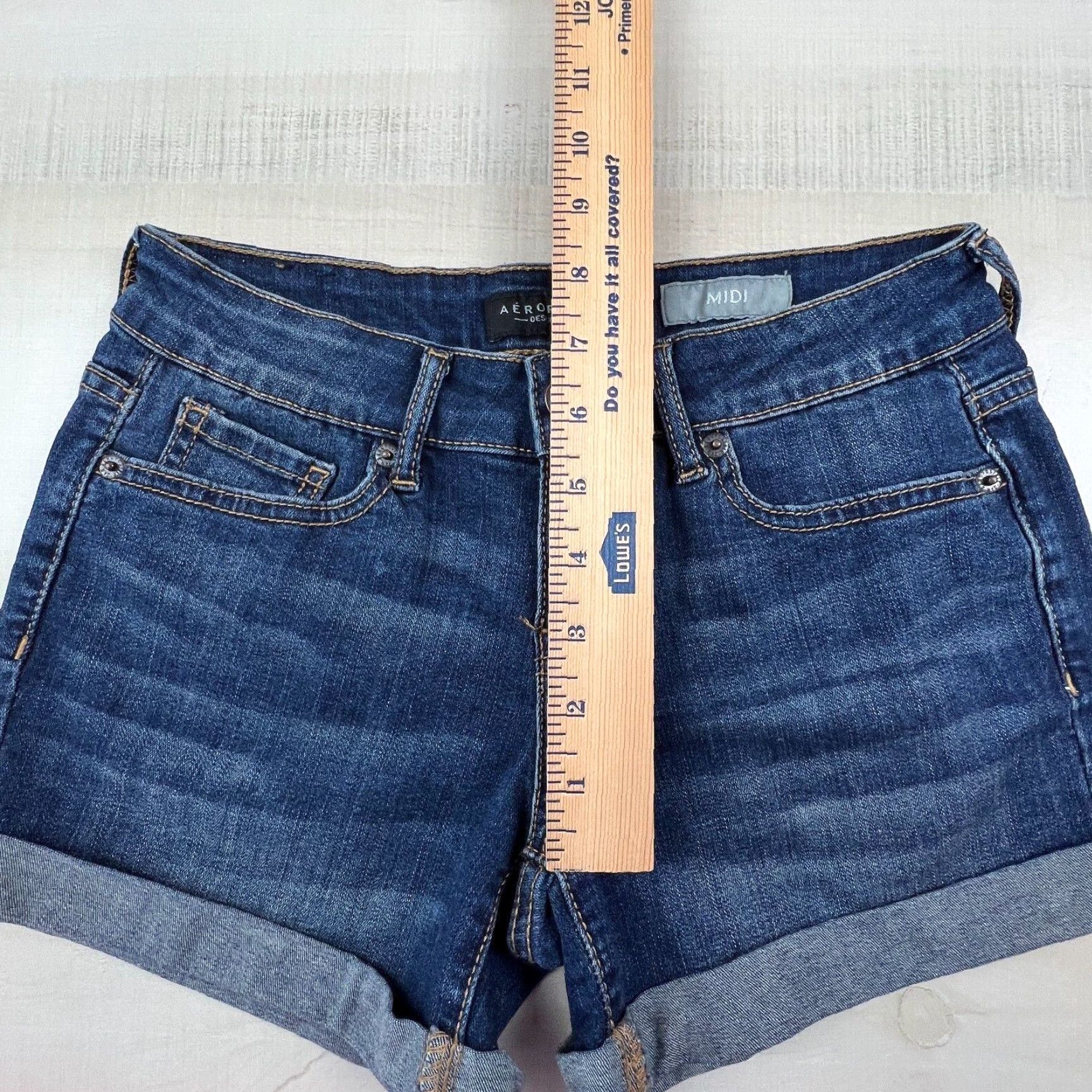 Vintage Aéropostale Womens Jeans Shorts 0 Midi Medium Wash Denim Low Rise Rolled Cuff Shirt Womens Jeans Shorts 0 Midi Medium Wash Denim Low Rise Rolled Cuff Size 25" / US 0 / IT 36 - 6 Thumbnail