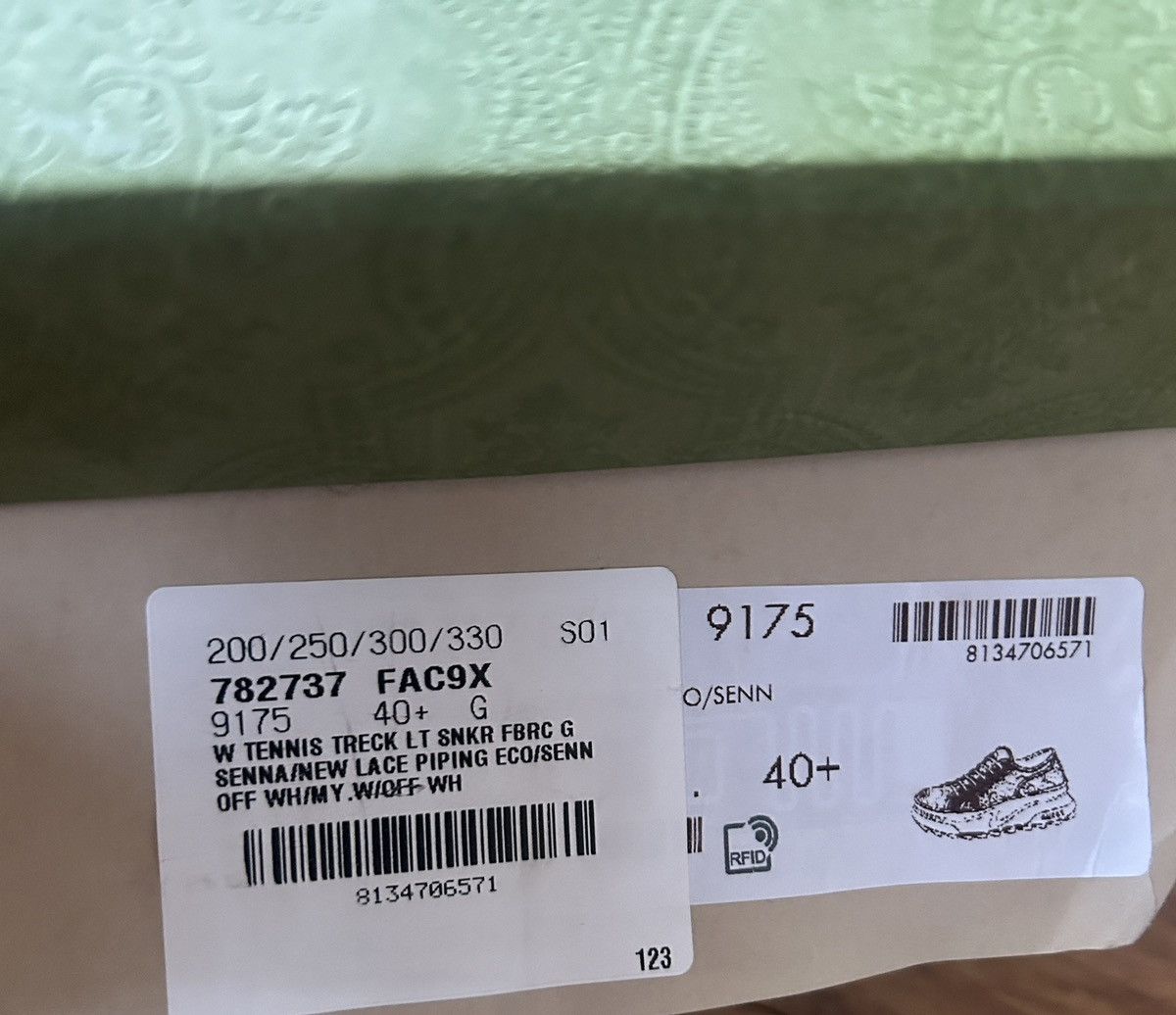 Gucci Gucci Tennis 1977 GG Embroidery Low Top Sneaker Off White Size US 10.5 / IT 40.5 - 9 Thumbnail