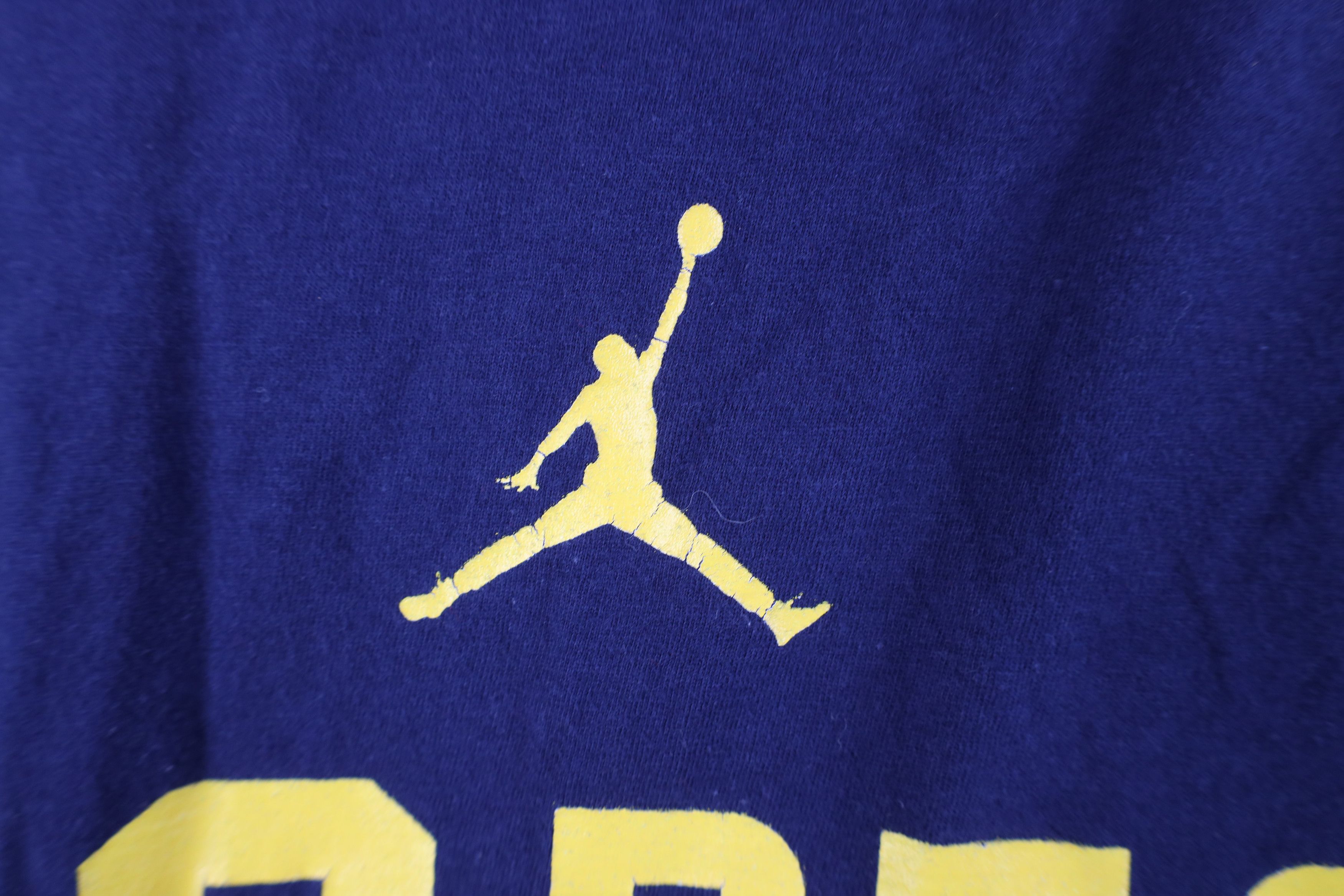 Nike Nike Air Jordan Respect Is University of Michigan T-Shirt Size US S / EU 44-46 / 1 - 6 Thumbnail