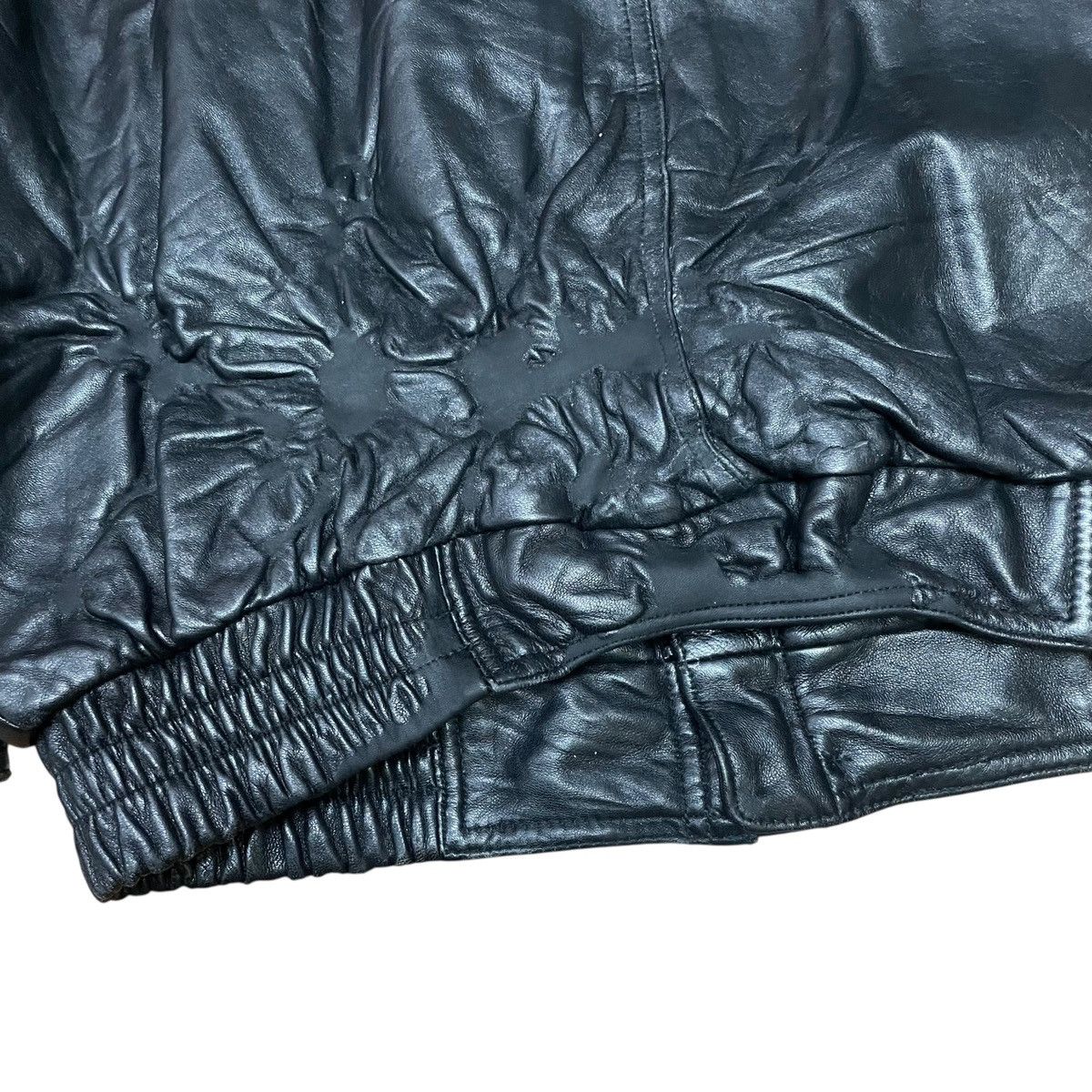 Yves Saint Laurent Vintage YSL Yves Saint Laurent Leather Bomber Jacket Size US M / EU 48-50 / 2 - 8 Thumbnail